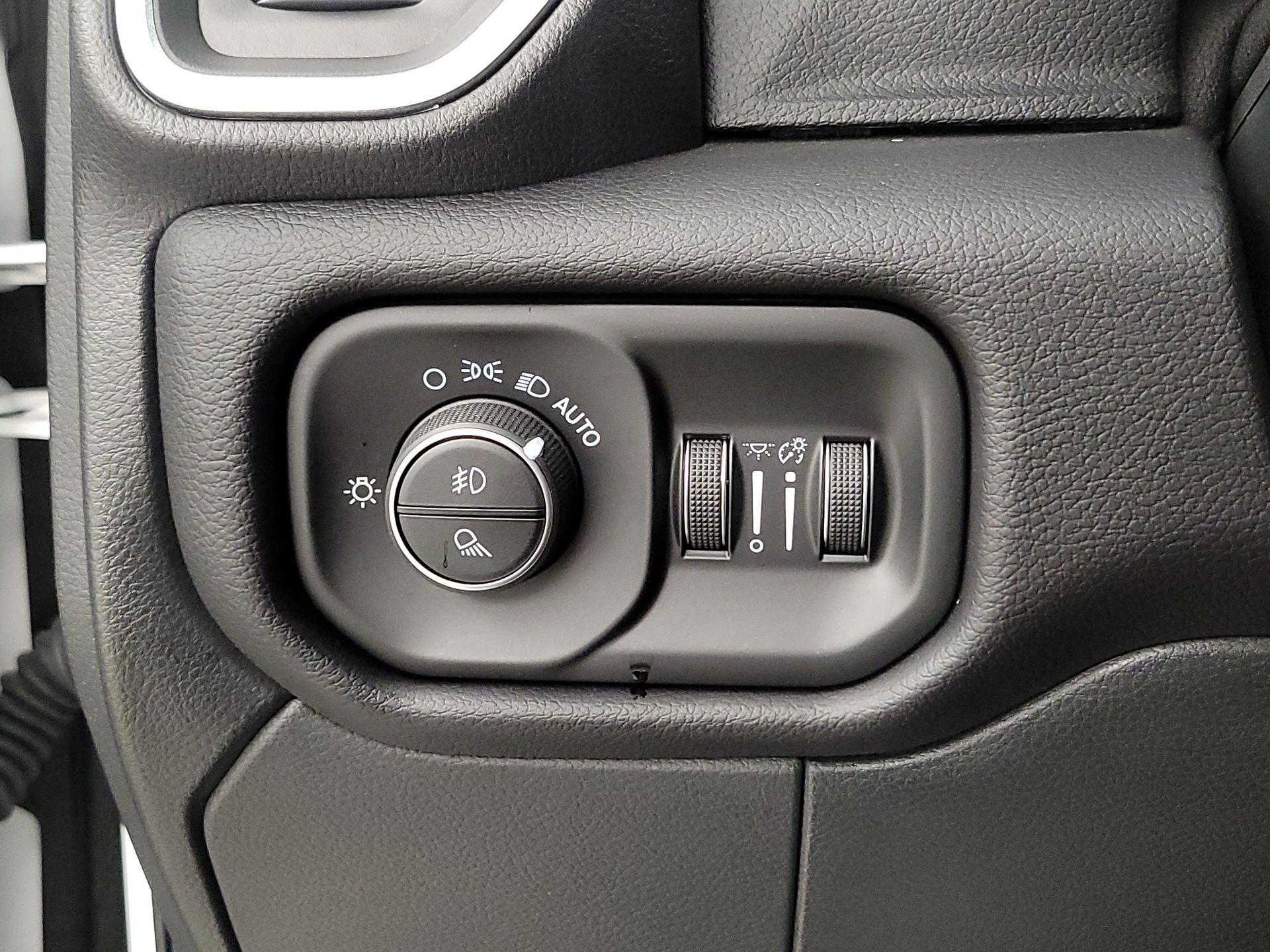 Thumbnail: 2021 RAM 2500 - 13