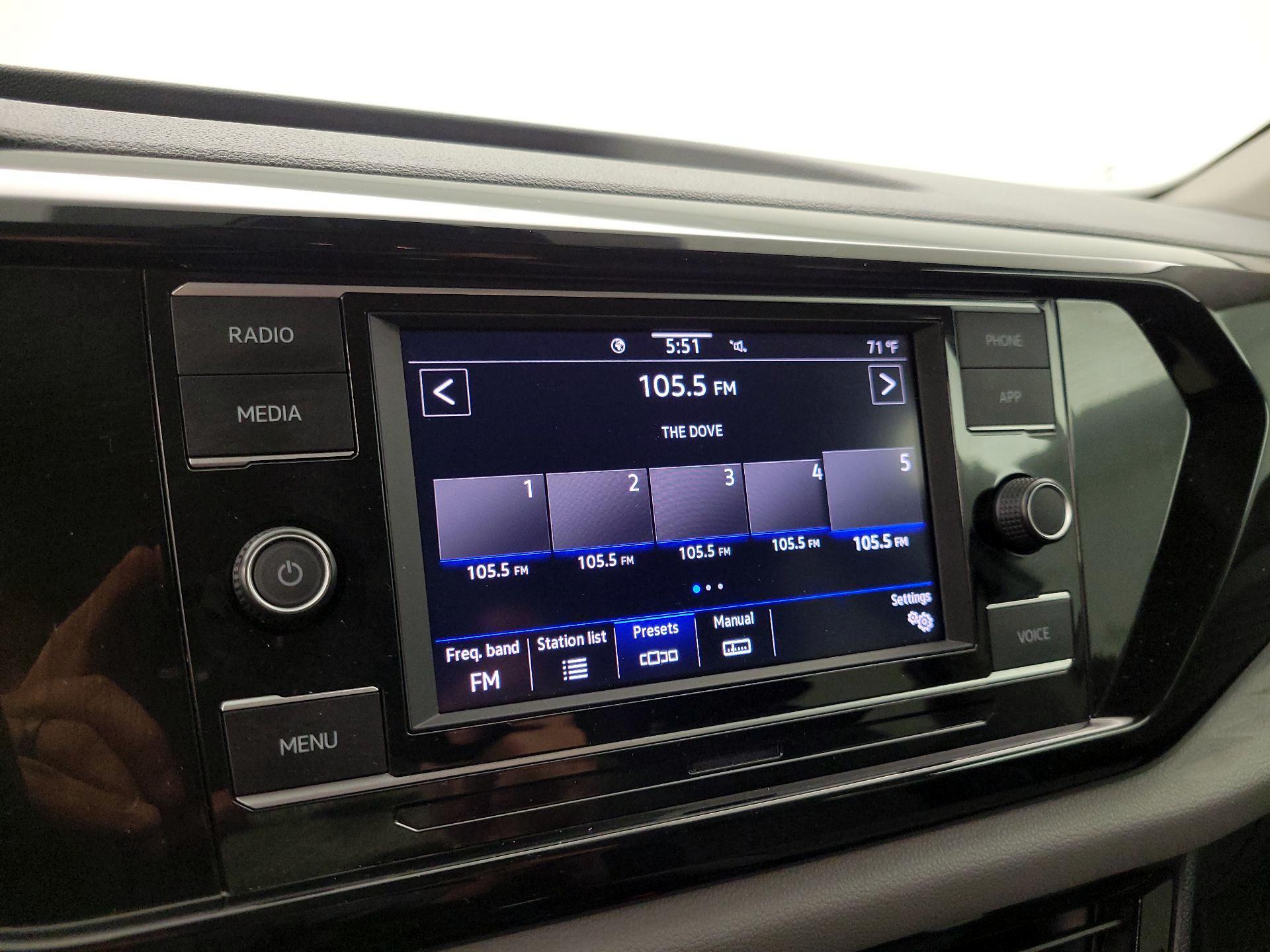 Thumbnail: 2024 Volkswagen Taos - 15