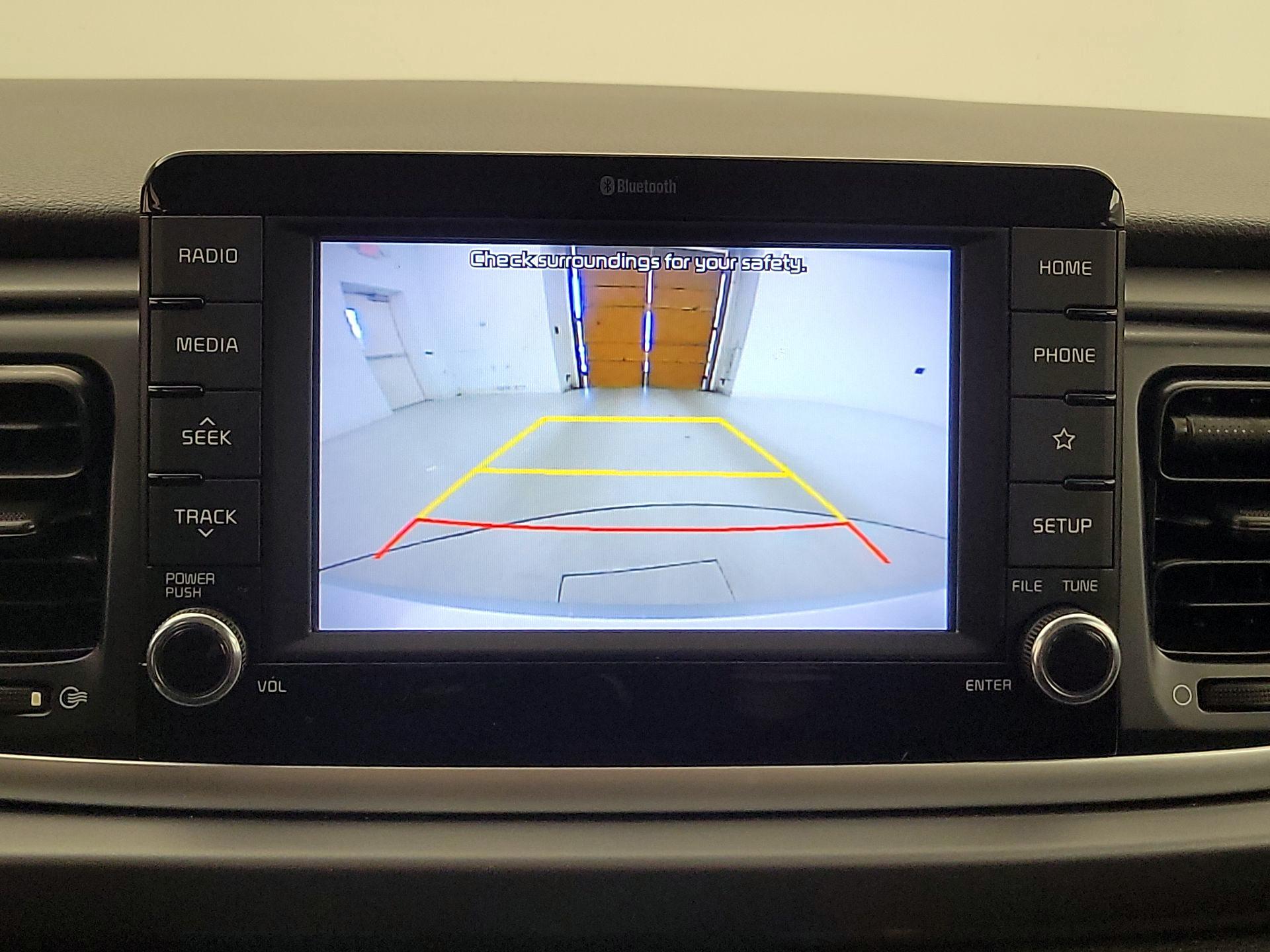 Thumbnail: 2019 Kia Rio - 14