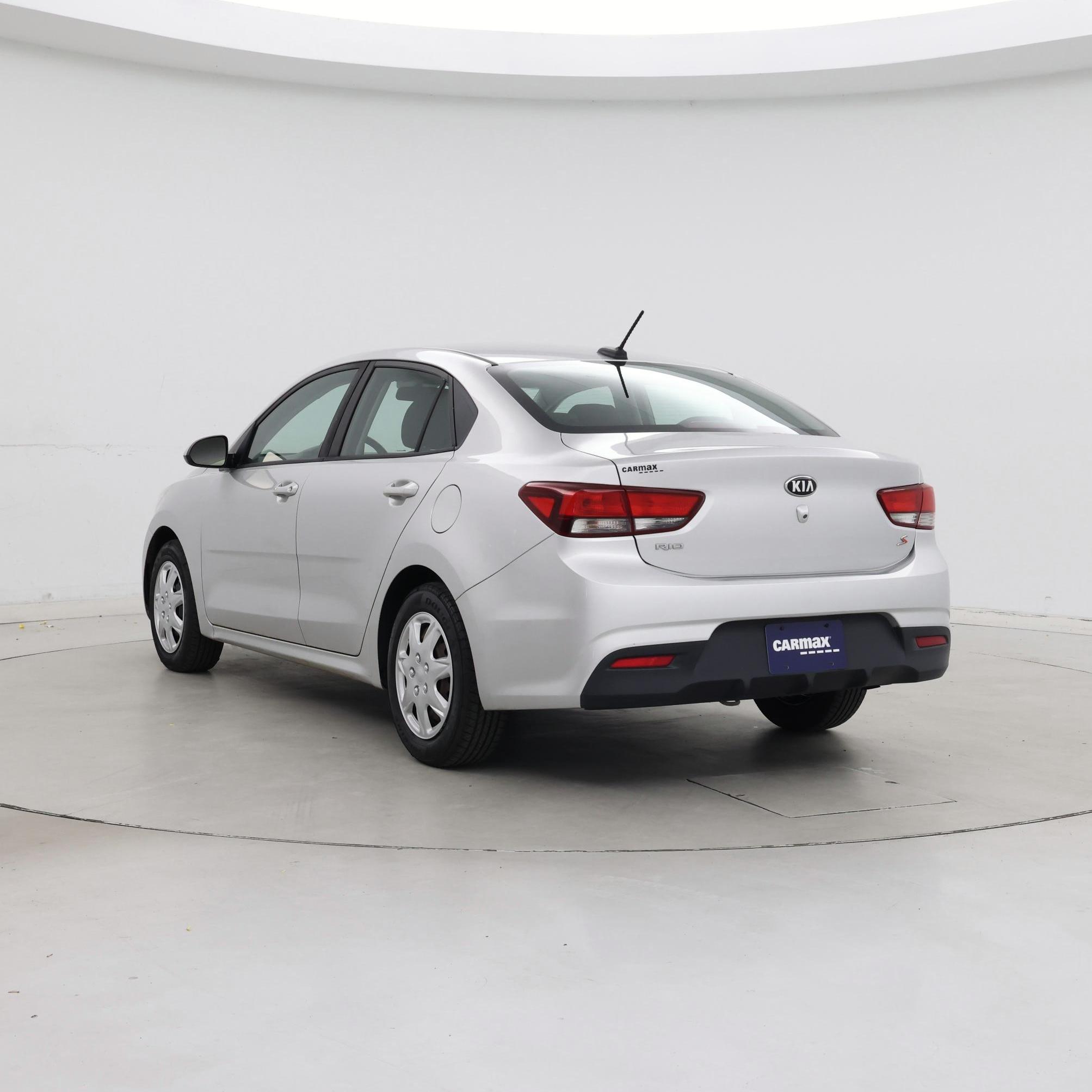 Thumbnail: 2019 Kia Rio - 2