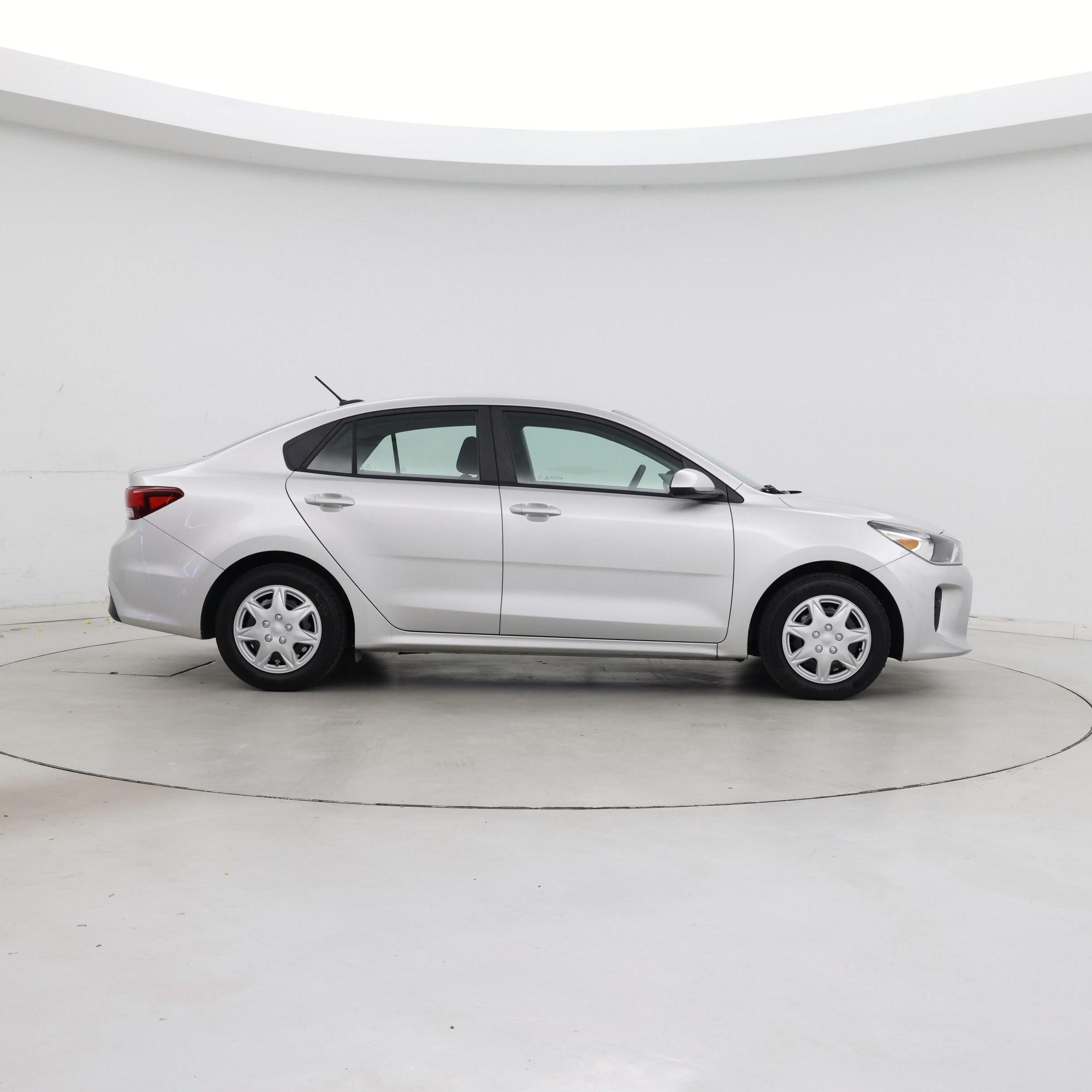 Thumbnail: 2019 Kia Rio - 7