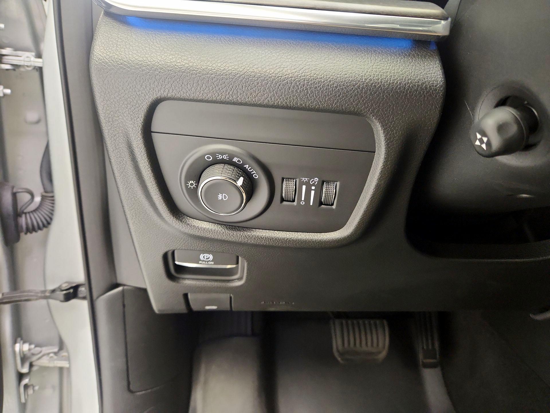 Thumbnail: 2024 Jeep Grand Cherokee - 11