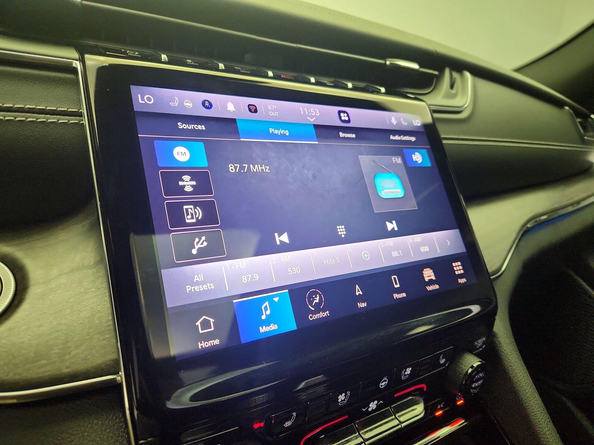 Thumbnail: 2024 Jeep Grand Cherokee - 14