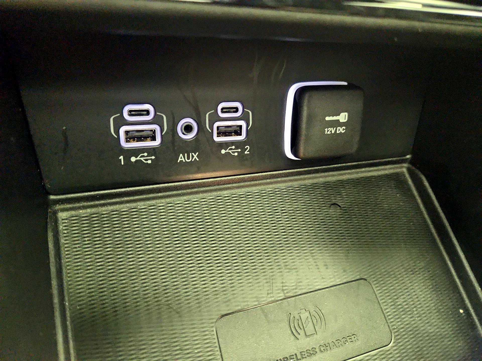 Thumbnail: 2024 Jeep Grand Cherokee - 17