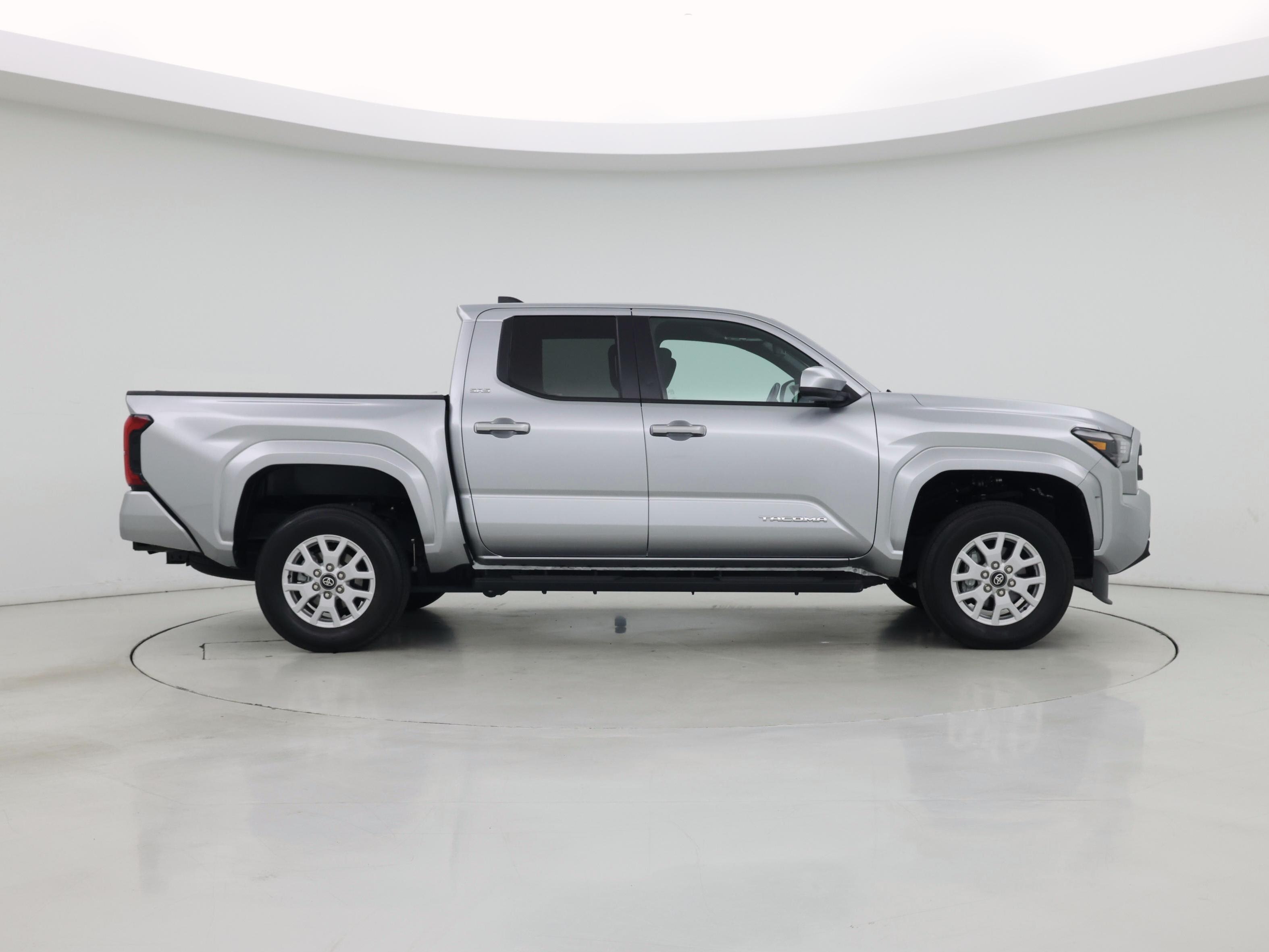 Thumbnail: 2024 Toyota Tacoma - 7