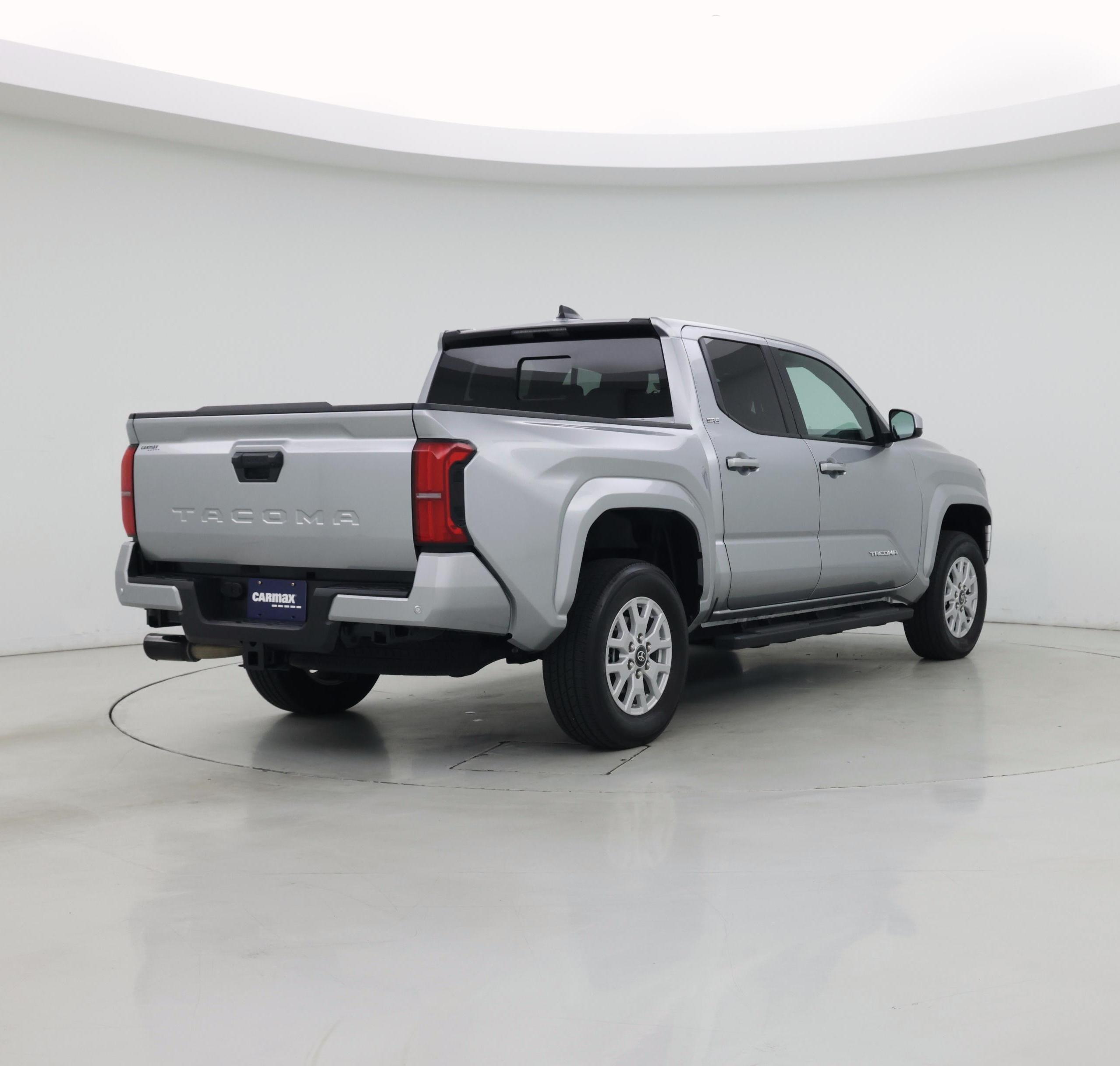 Thumbnail: 2024 Toyota Tacoma - 8