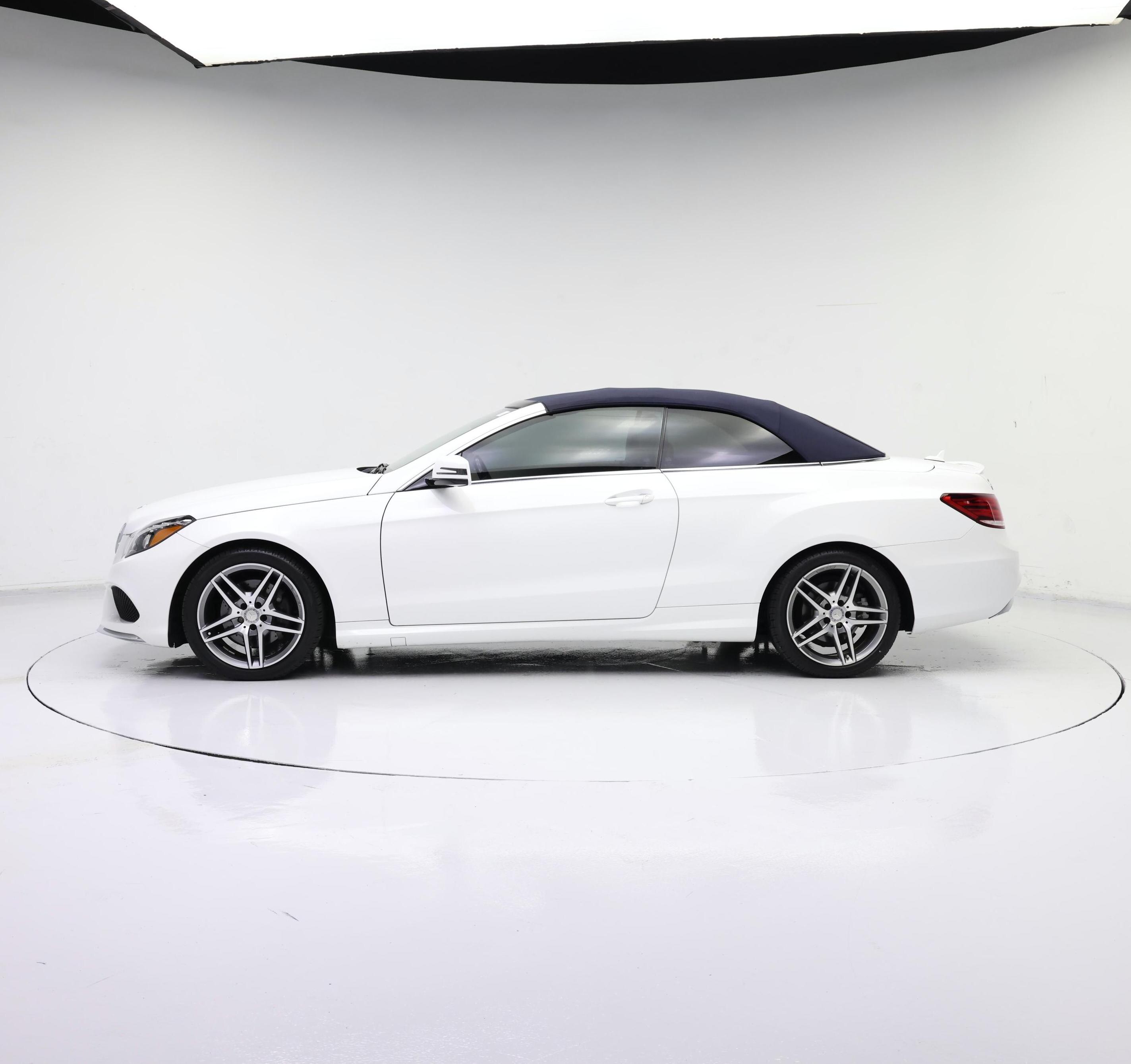 Thumbnail: 2016 Mercedes-Benz E-Class - 3