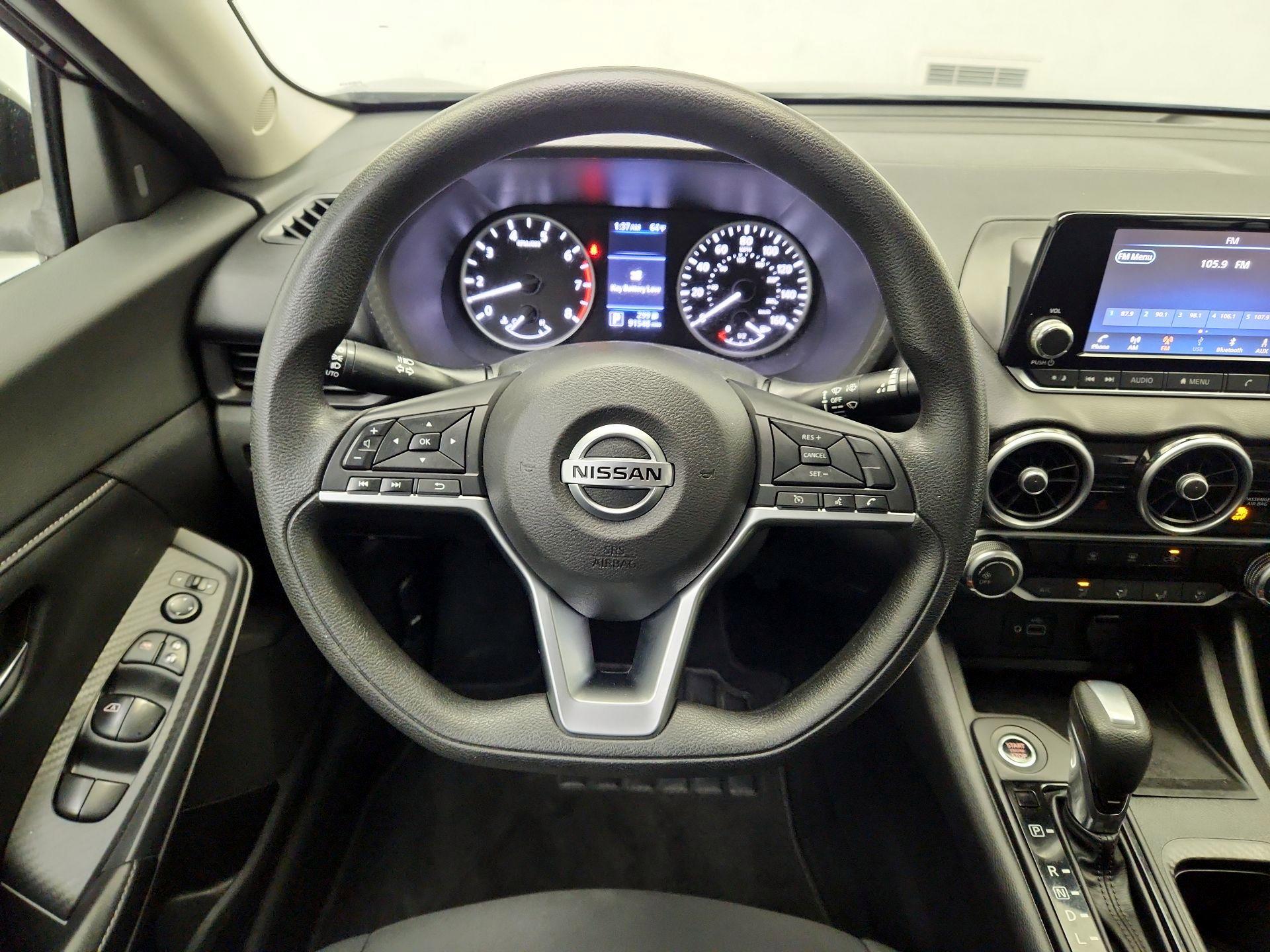 Thumbnail: 2021 Nissan Sentra - 10