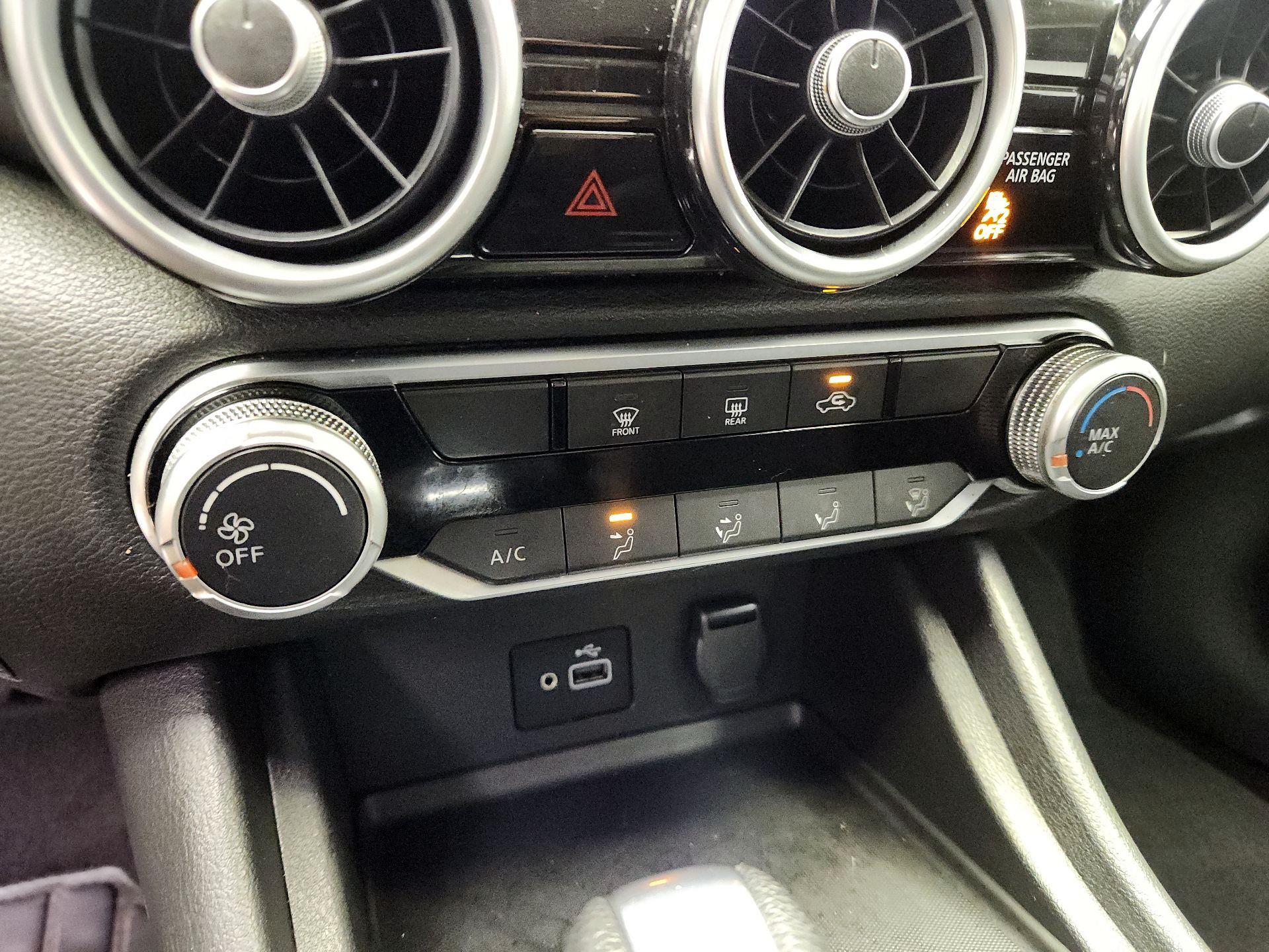 Thumbnail: 2021 Nissan Sentra - 16