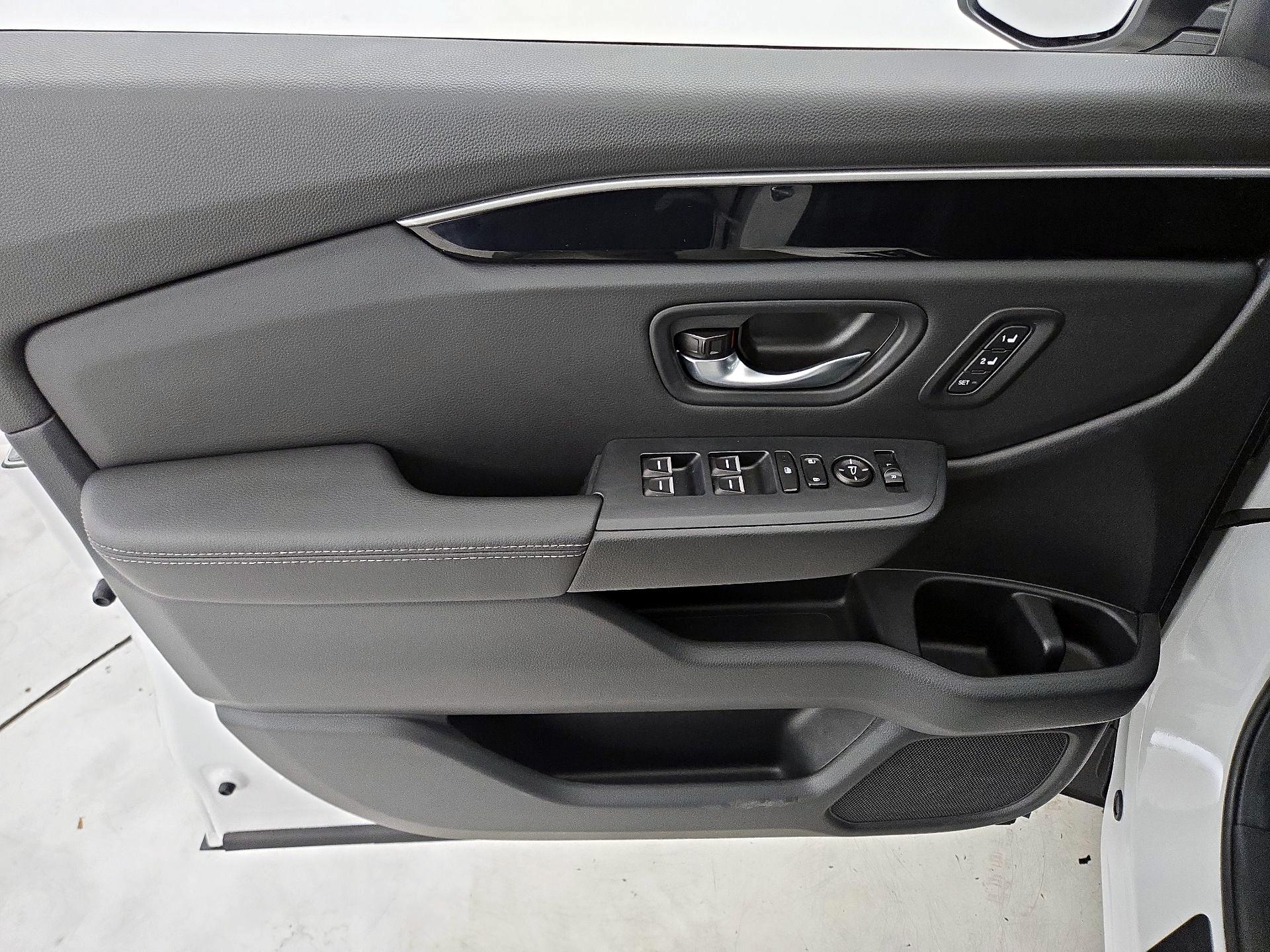 Thumbnail: 2025 Honda Pilot - 12