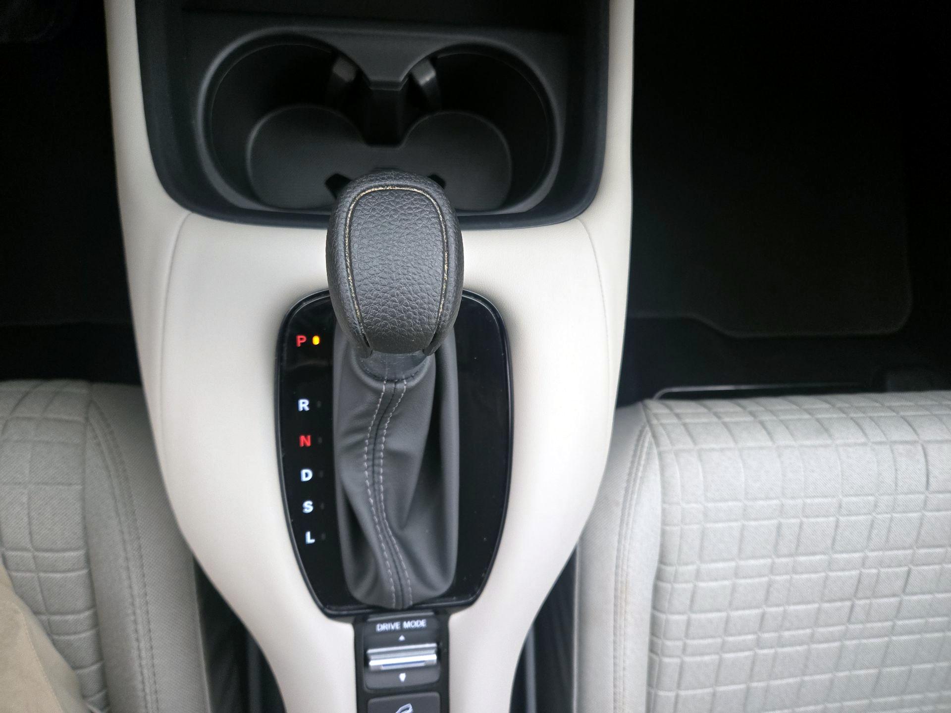 Thumbnail: 2025 Honda HR-V - 17