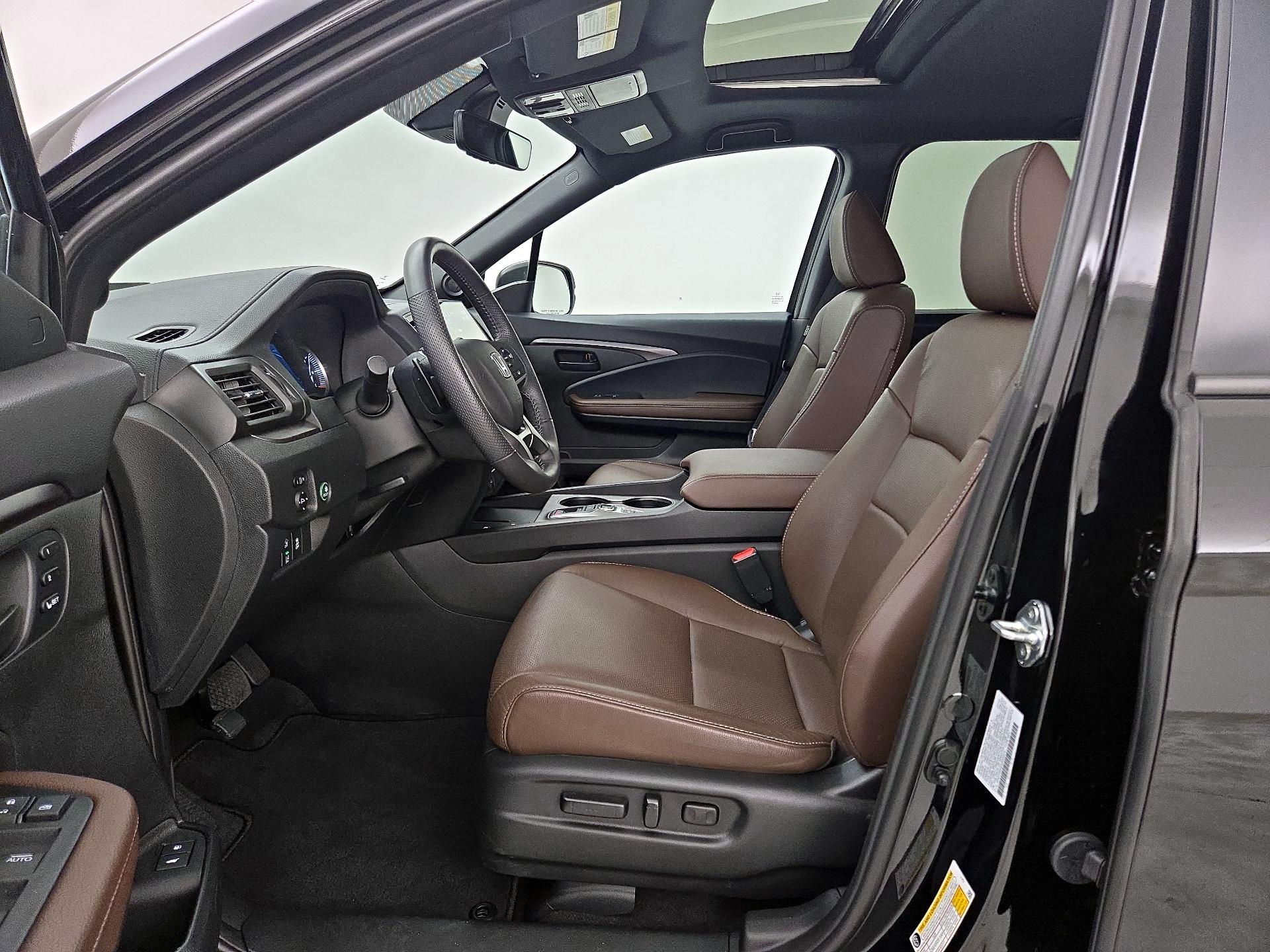 Thumbnail: 2025 Honda Passport - 11