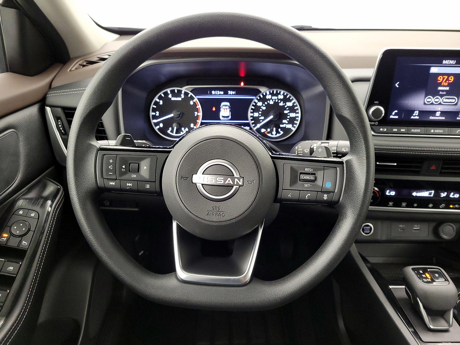 Thumbnail: 2023 Nissan Rogue - 10