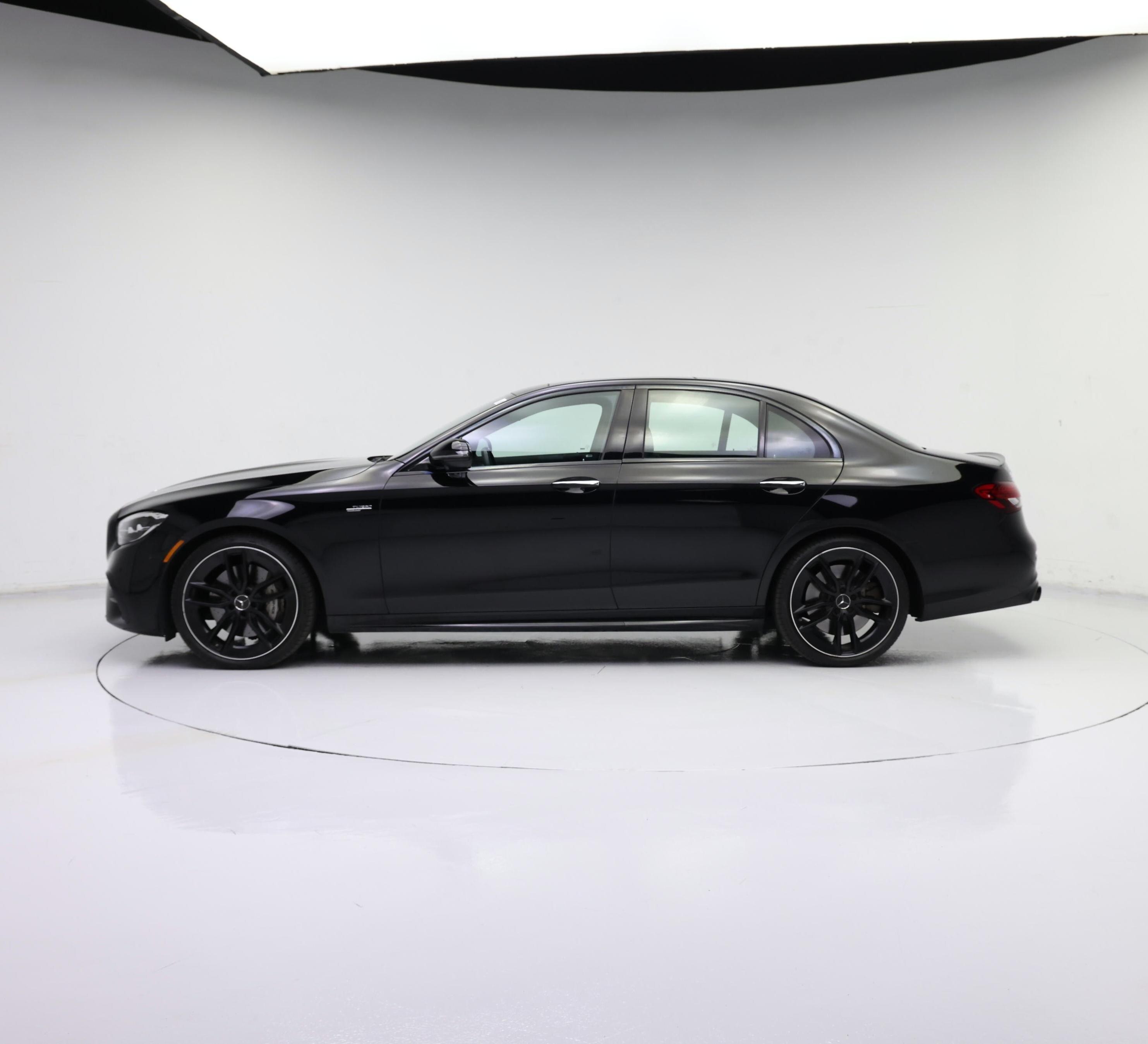 Thumbnail: 2023 Mercedes-Benz E-Class - 3