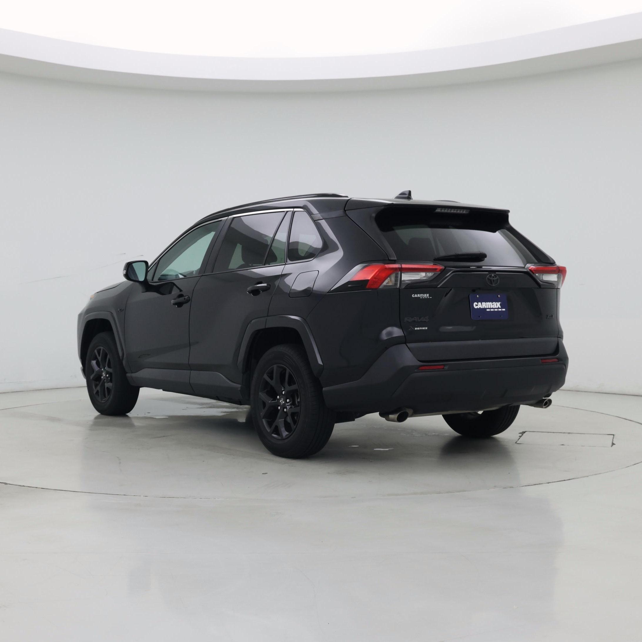 Thumbnail: 2021 Toyota RAV4 - 2