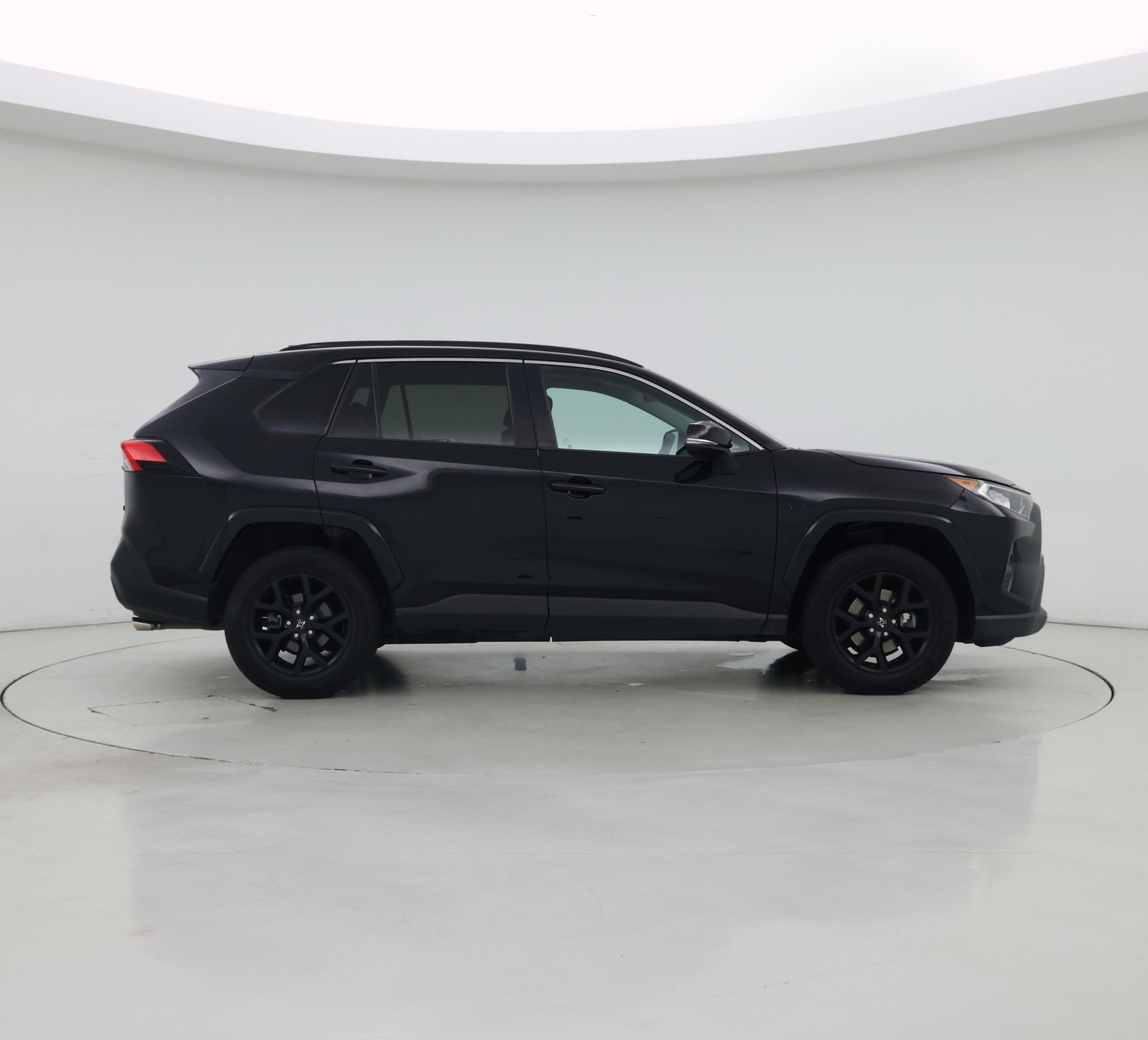 Thumbnail: 2021 Toyota RAV4 - 7