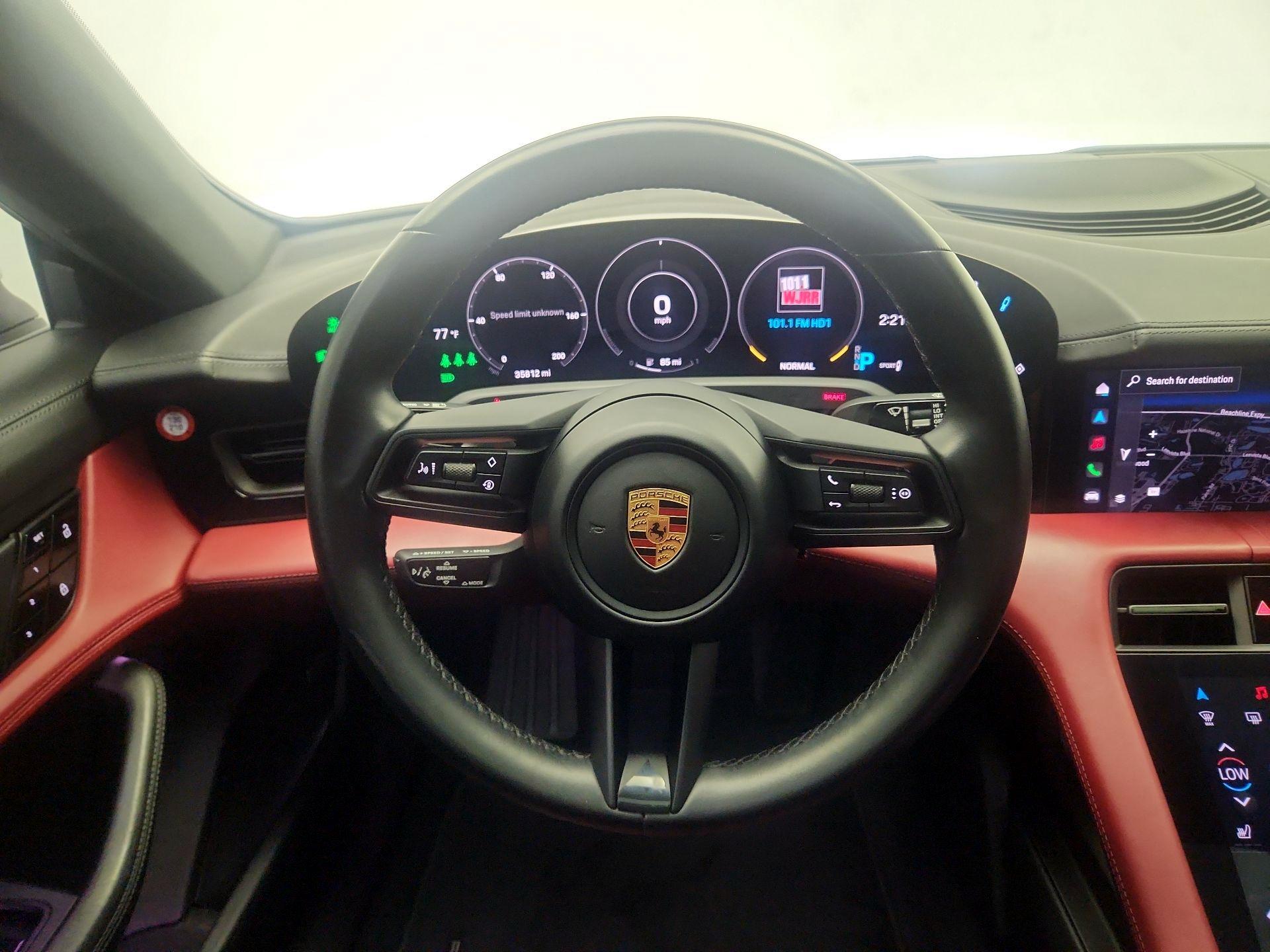 Thumbnail: 2021 Porsche Taycan - 10