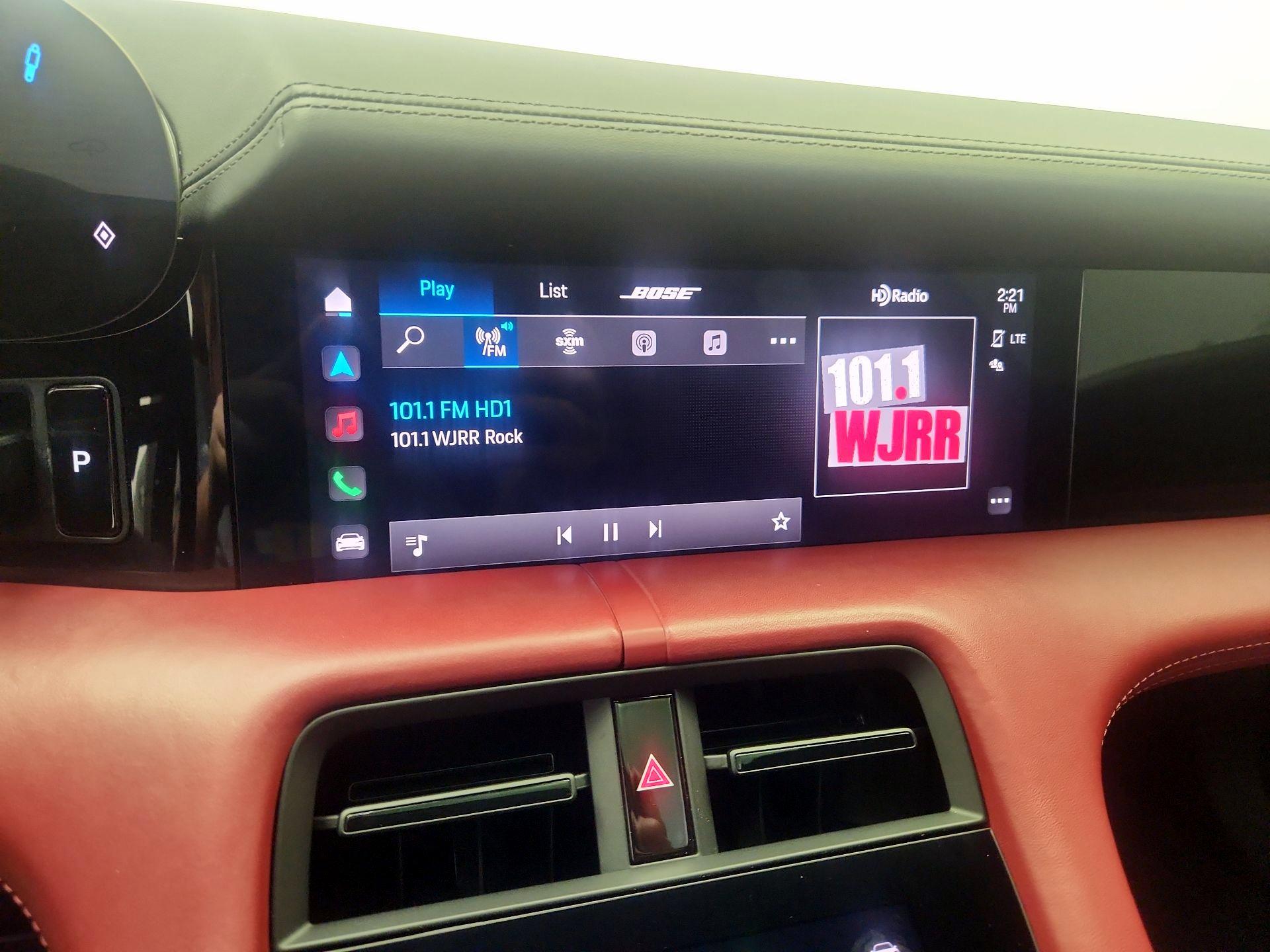 Thumbnail: 2021 Porsche Taycan - 15