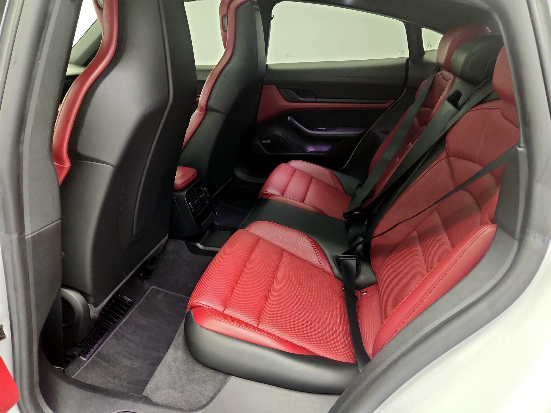 Thumbnail: 2021 Porsche Taycan - 19