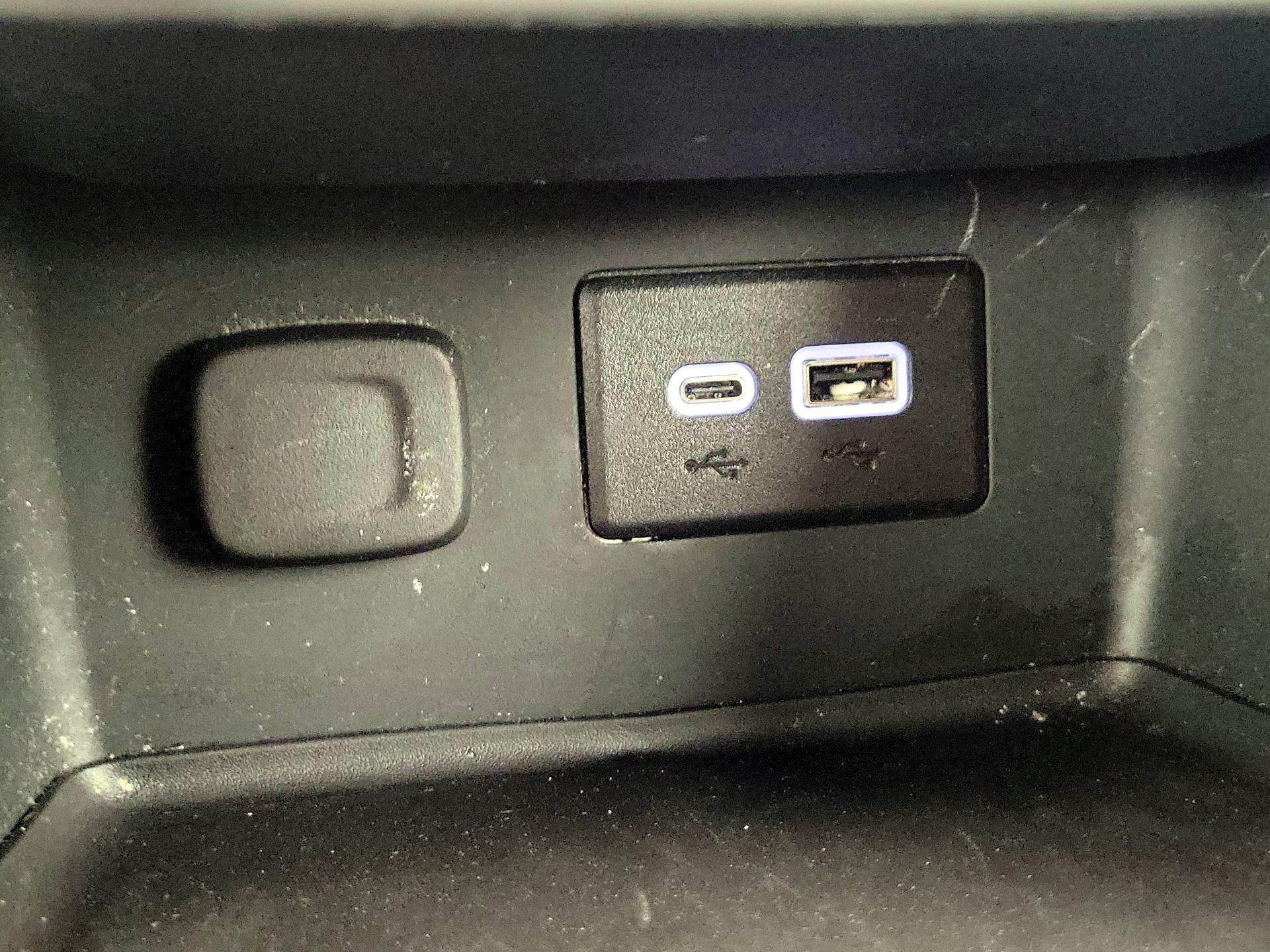 Thumbnail: 2023 GMC Acadia - 18