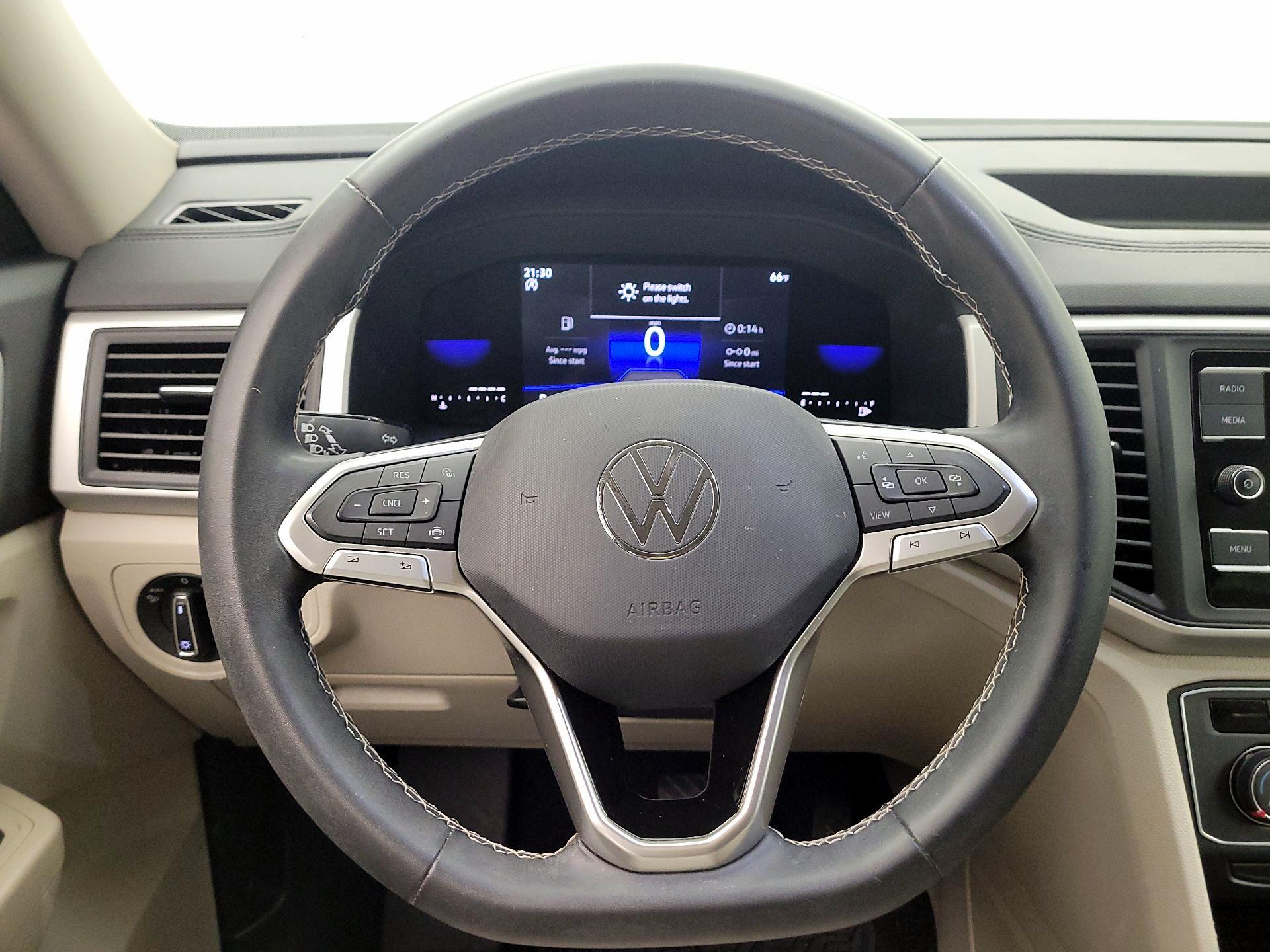 Thumbnail: 2022 Volkswagen Atlas - 10