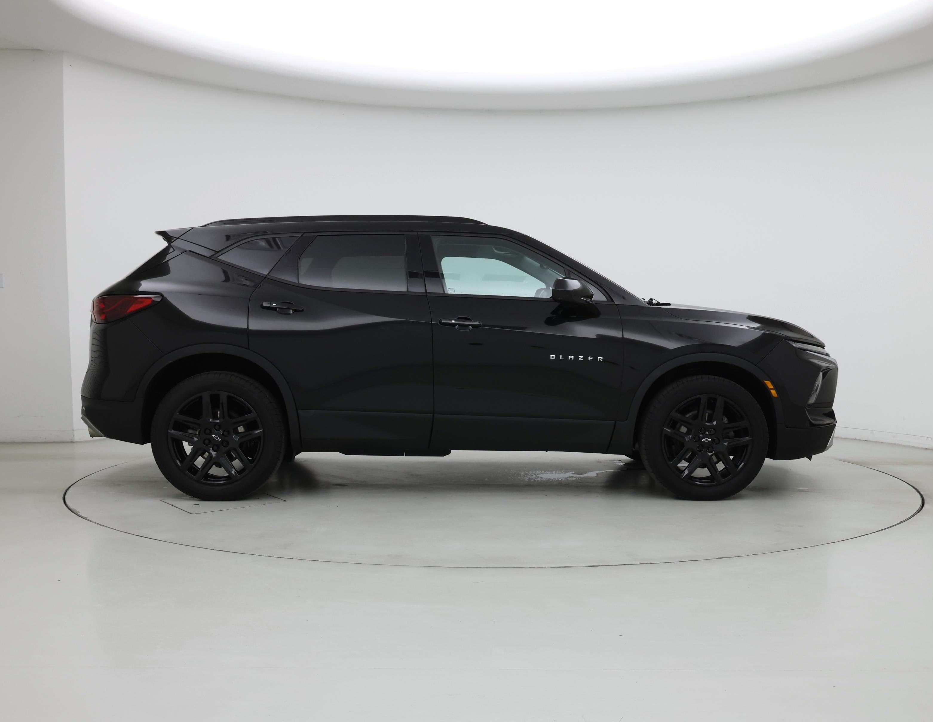 Thumbnail: 2023 Chevrolet Blazer - 7