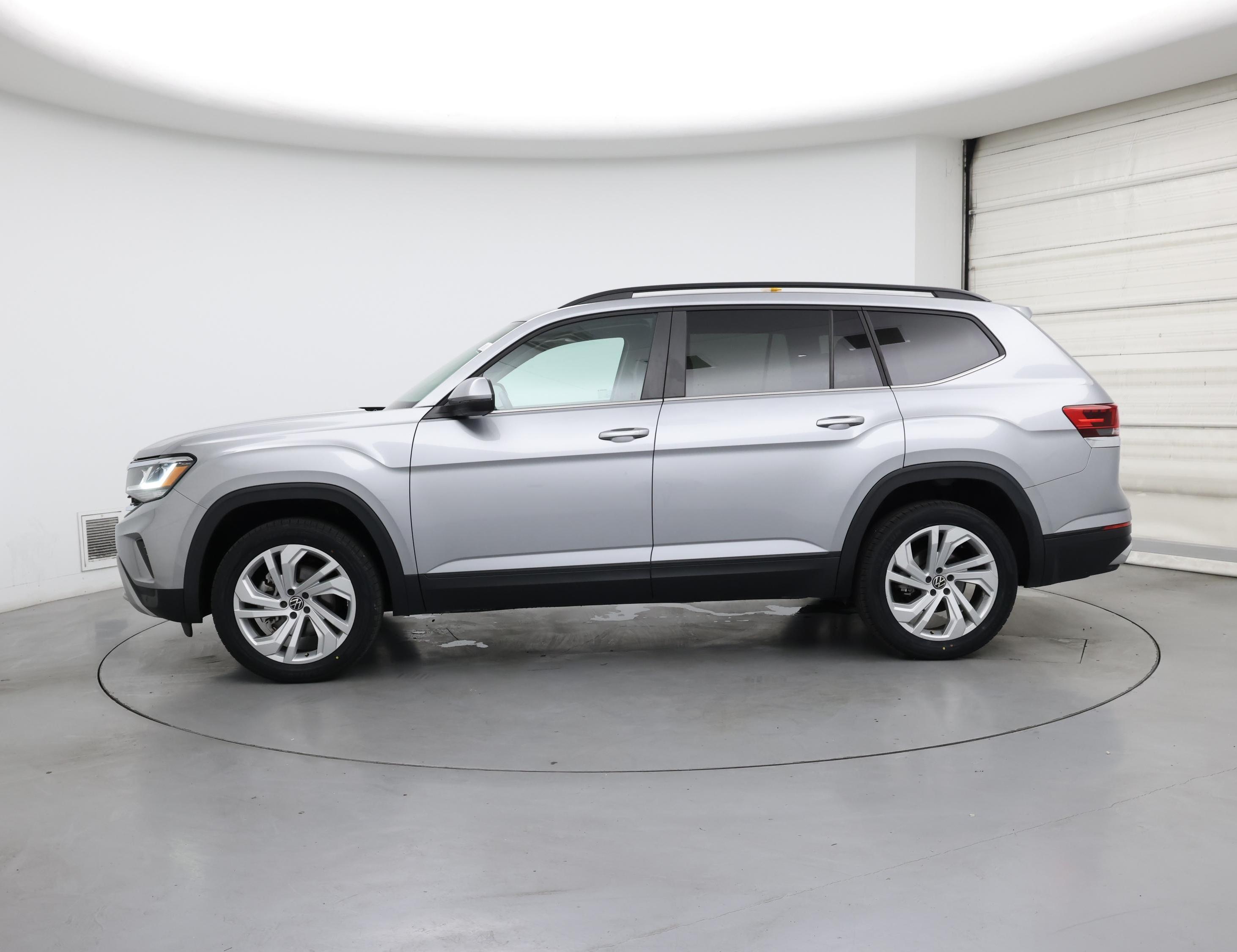 Thumbnail: 2022 Volkswagen Atlas - 3