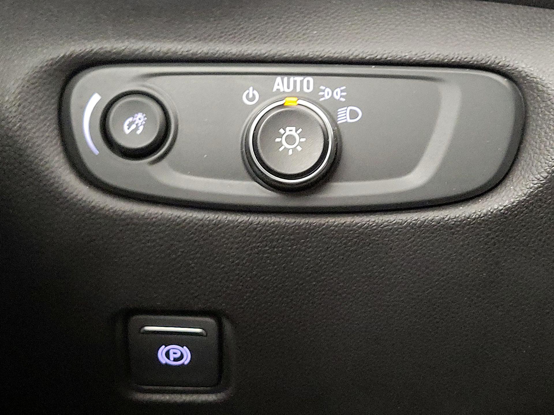 Thumbnail: 2023 Chevrolet Blazer - 13