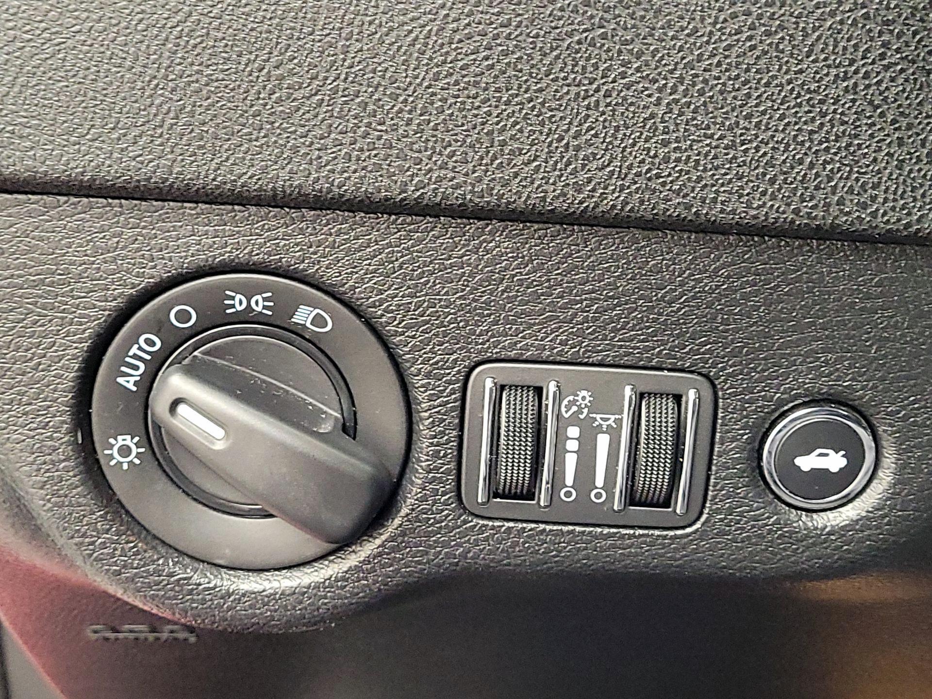 Thumbnail: 2022 Dodge Charger - 13