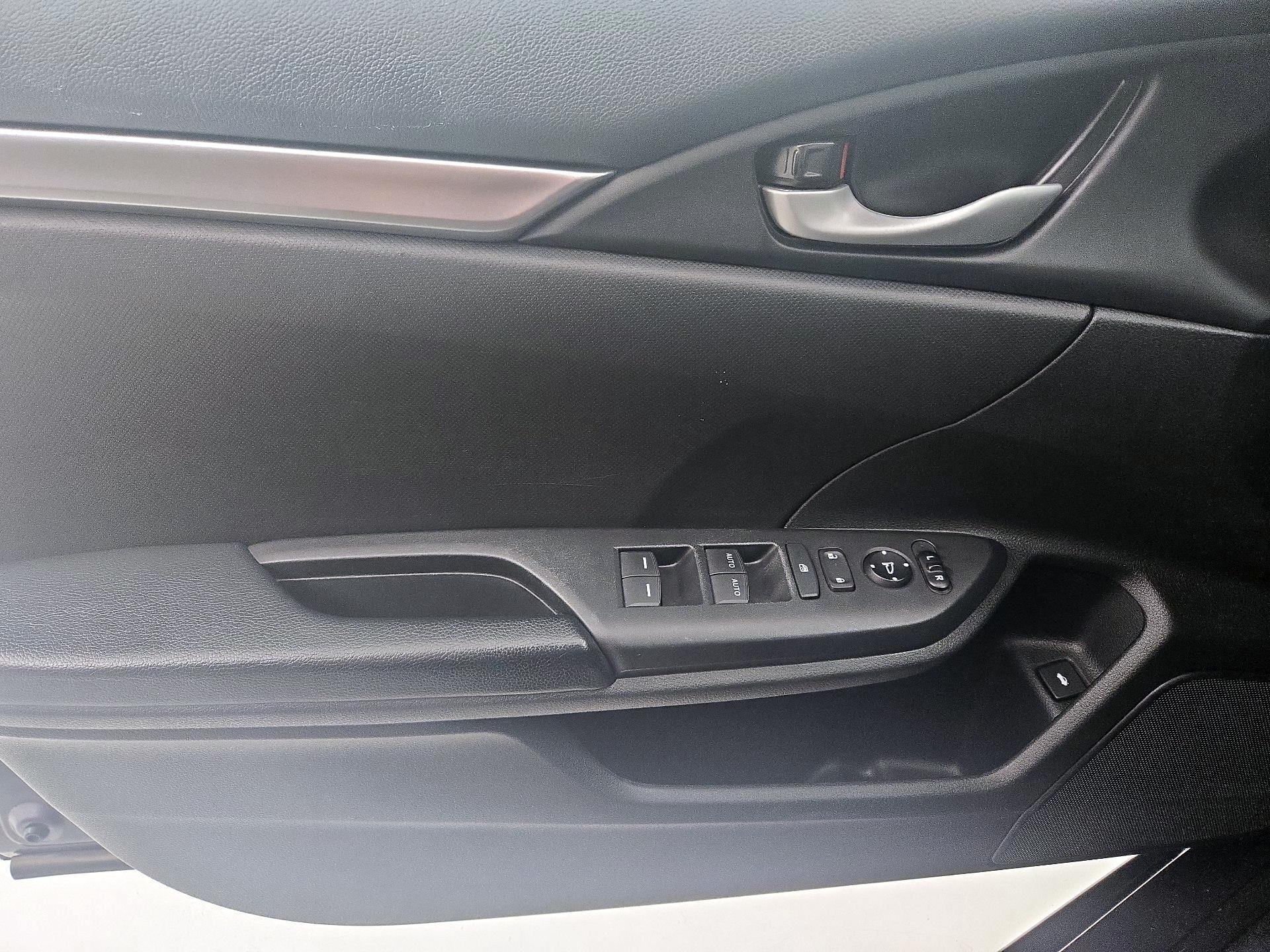 Thumbnail: 2020 Honda Civic - 12