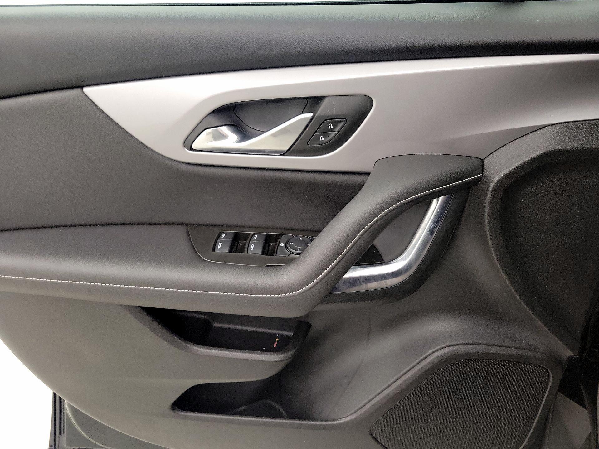 Thumbnail: 2023 Chevrolet Blazer - 12