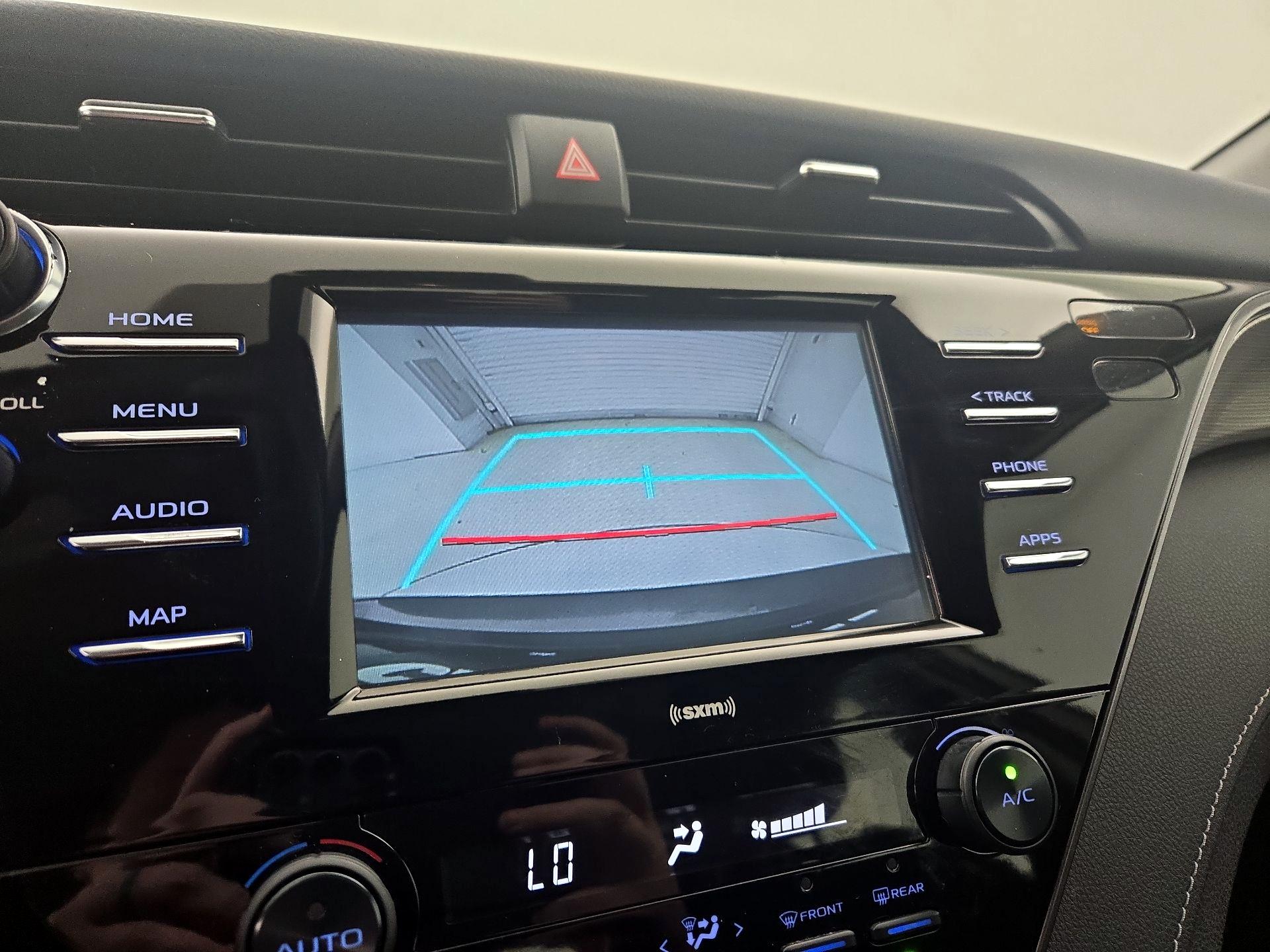 Thumbnail: 2020 Toyota Camry - 14