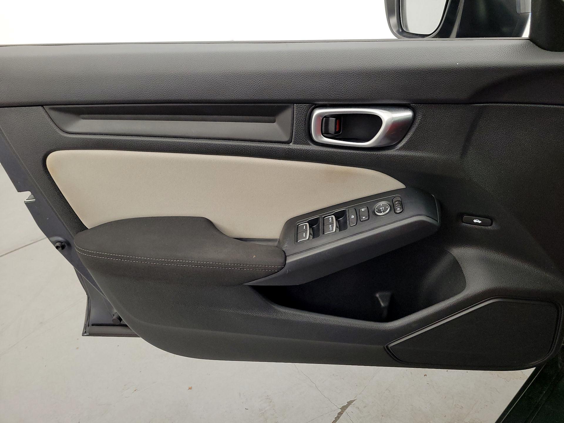 Thumbnail: 2023 Honda Civic - 12