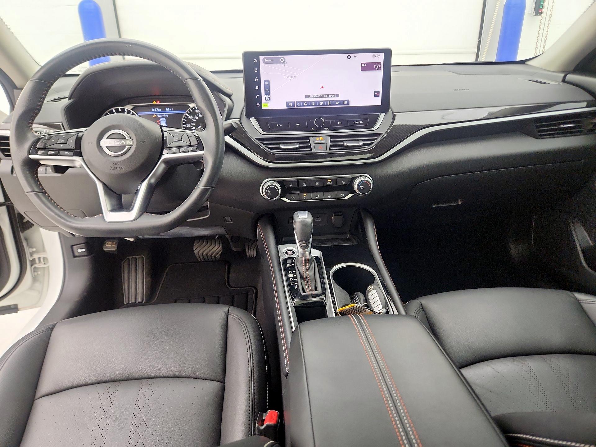 Thumbnail: 2023 Nissan Altima - 9