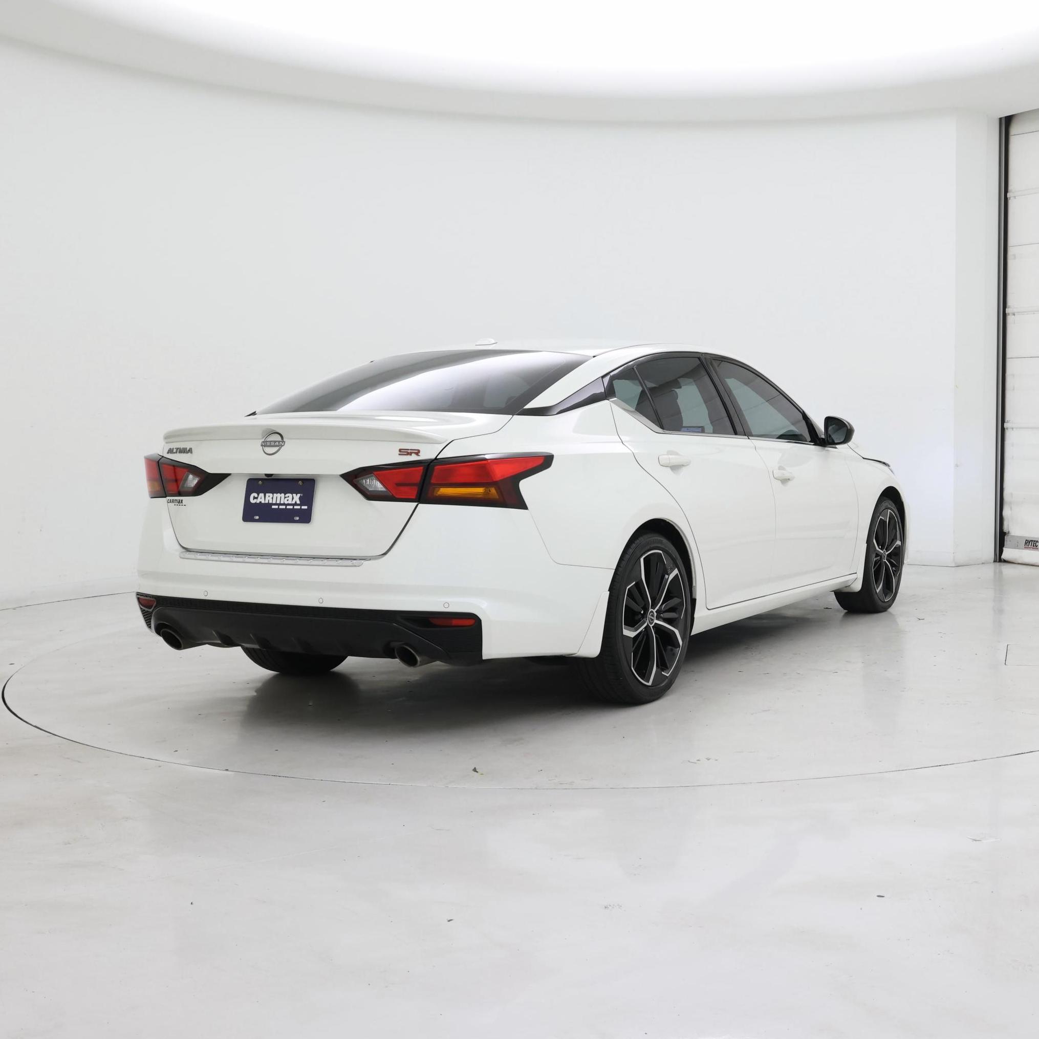 Thumbnail: 2023 Nissan Altima - 8