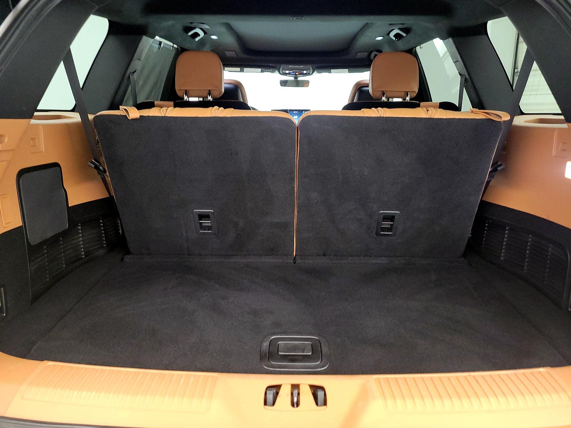 Thumbnail: 2021 Lincoln Aviator - 16