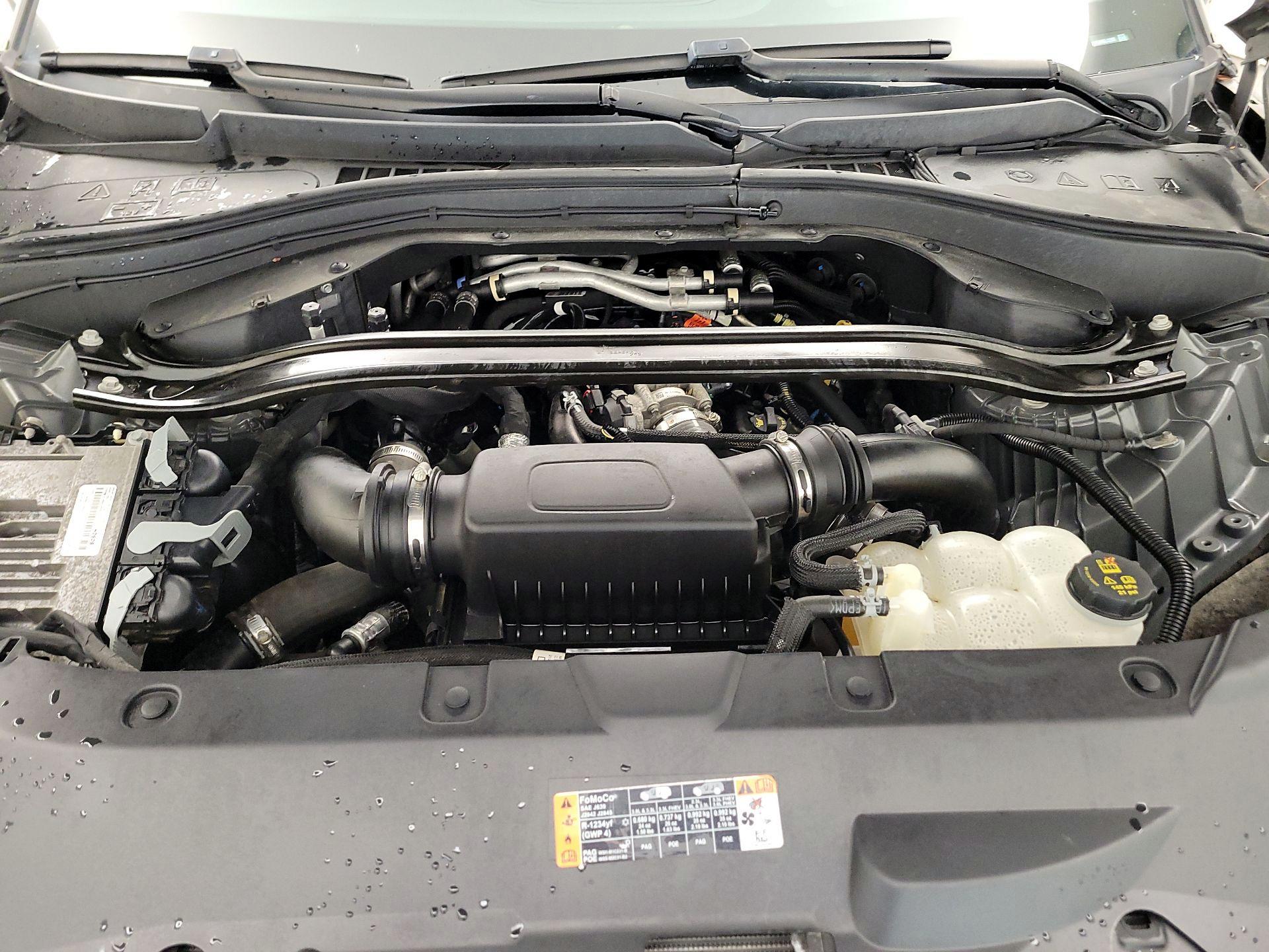 Thumbnail: 2021 Lincoln Aviator - 17