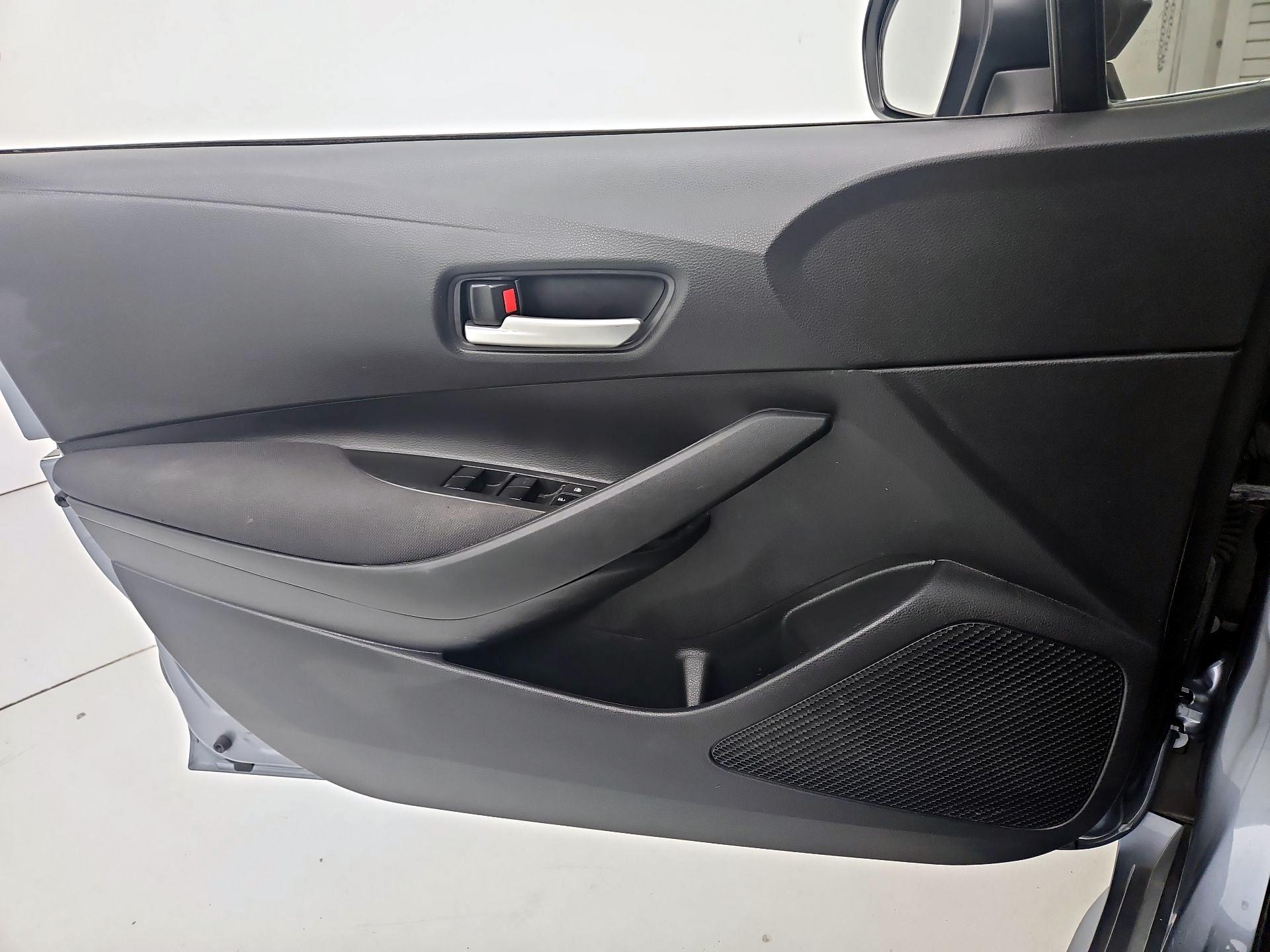 Thumbnail: 2021 Toyota Corolla - 12