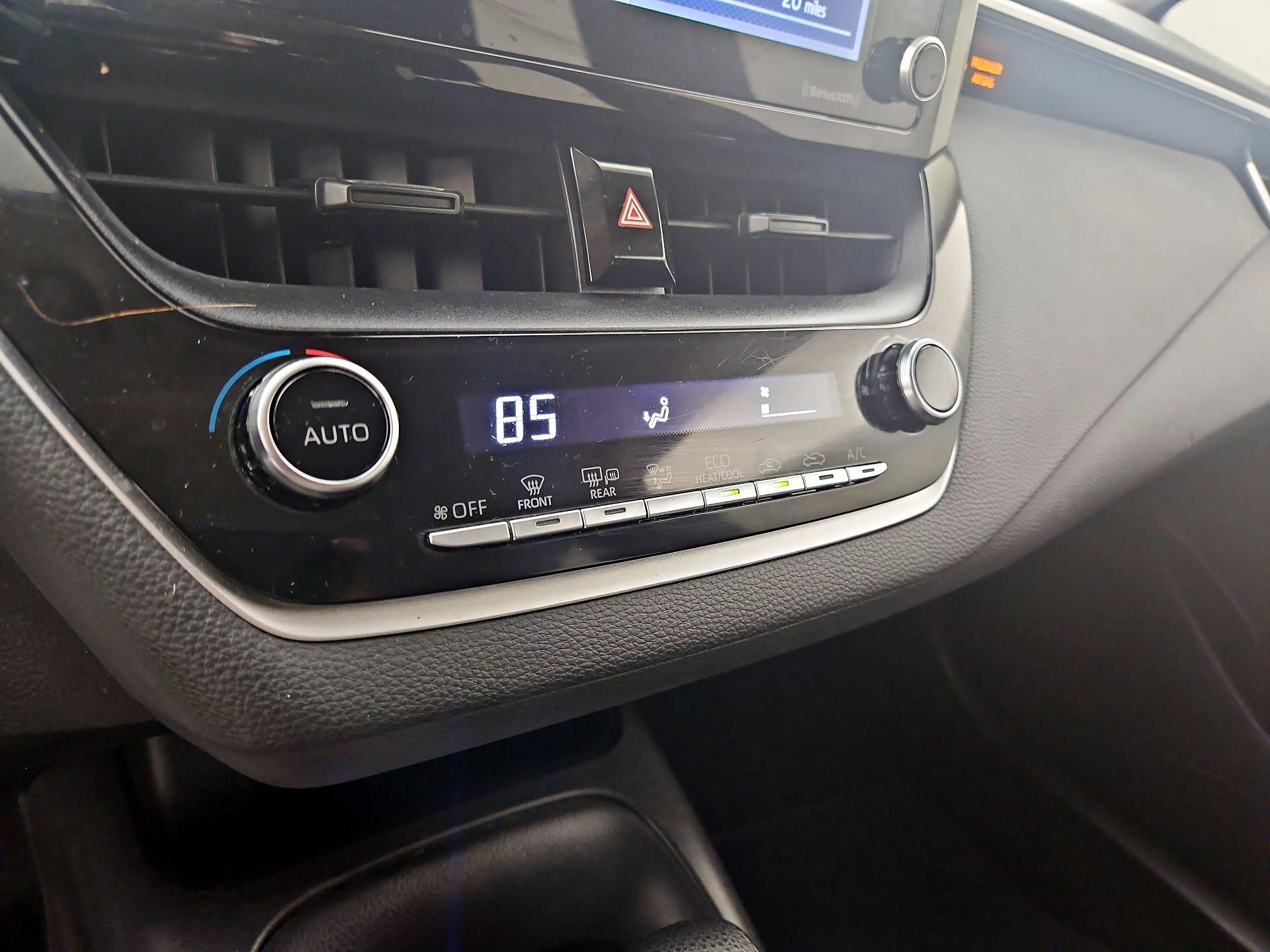 Thumbnail: 2021 Toyota Corolla - 16