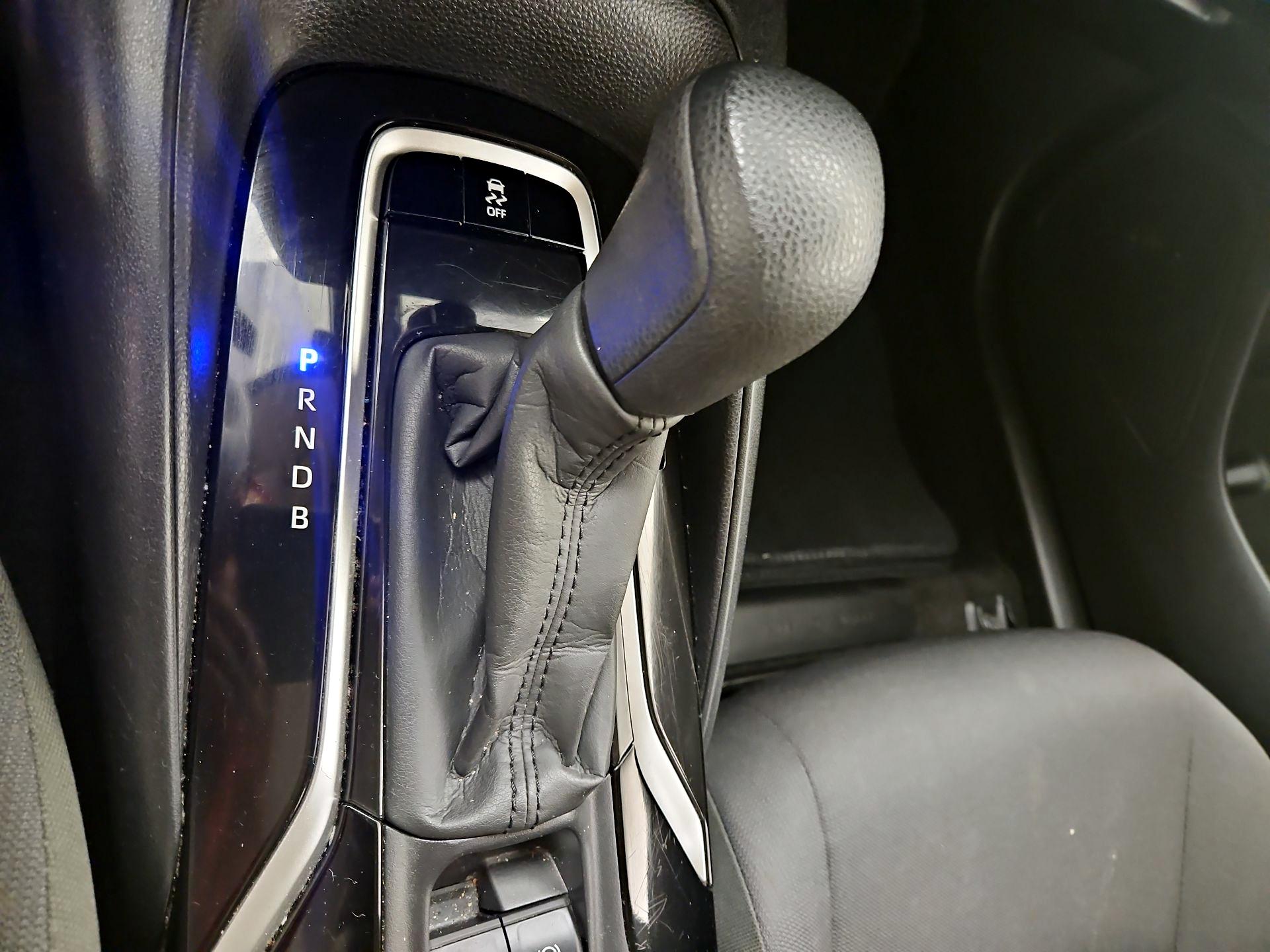 Thumbnail: 2021 Toyota Corolla - 17