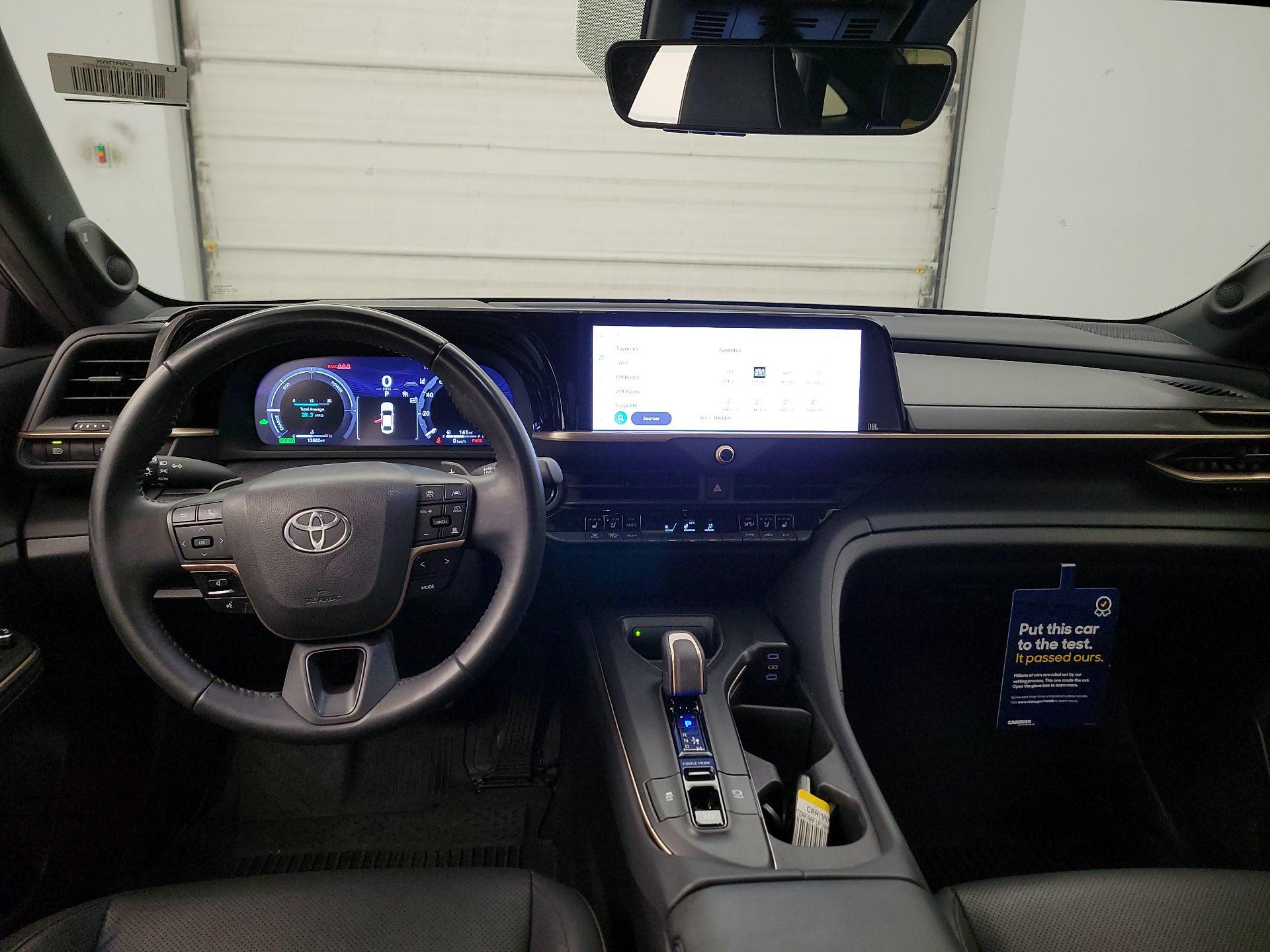 Thumbnail: 2023 Toyota Crown - 9