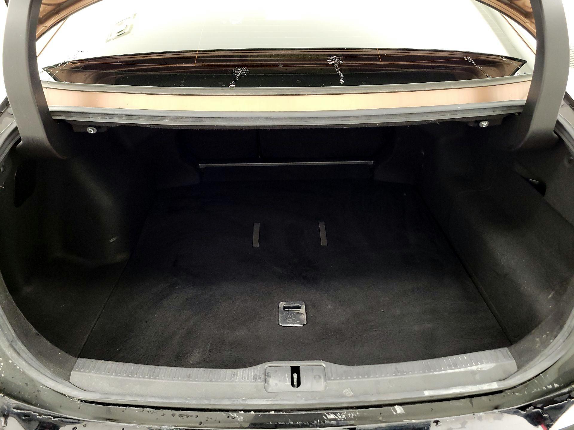 Thumbnail: 2023 Toyota Crown - 16