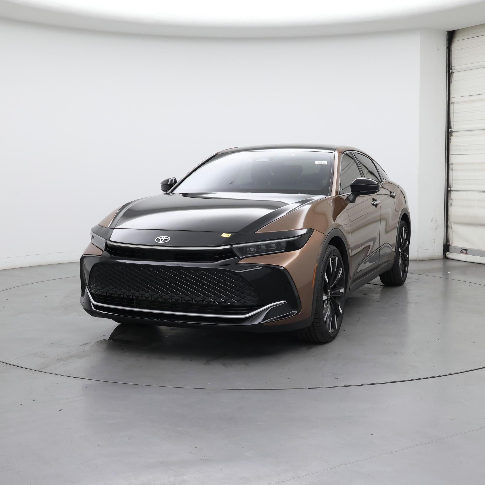 Thumbnail: 2023 Toyota Crown - 4