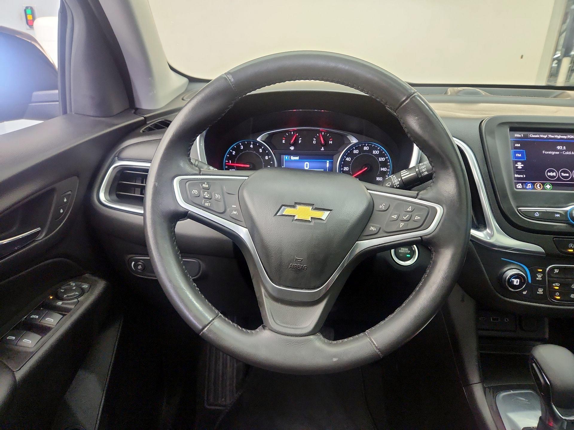 Thumbnail: 2022 Chevrolet Equinox - 10