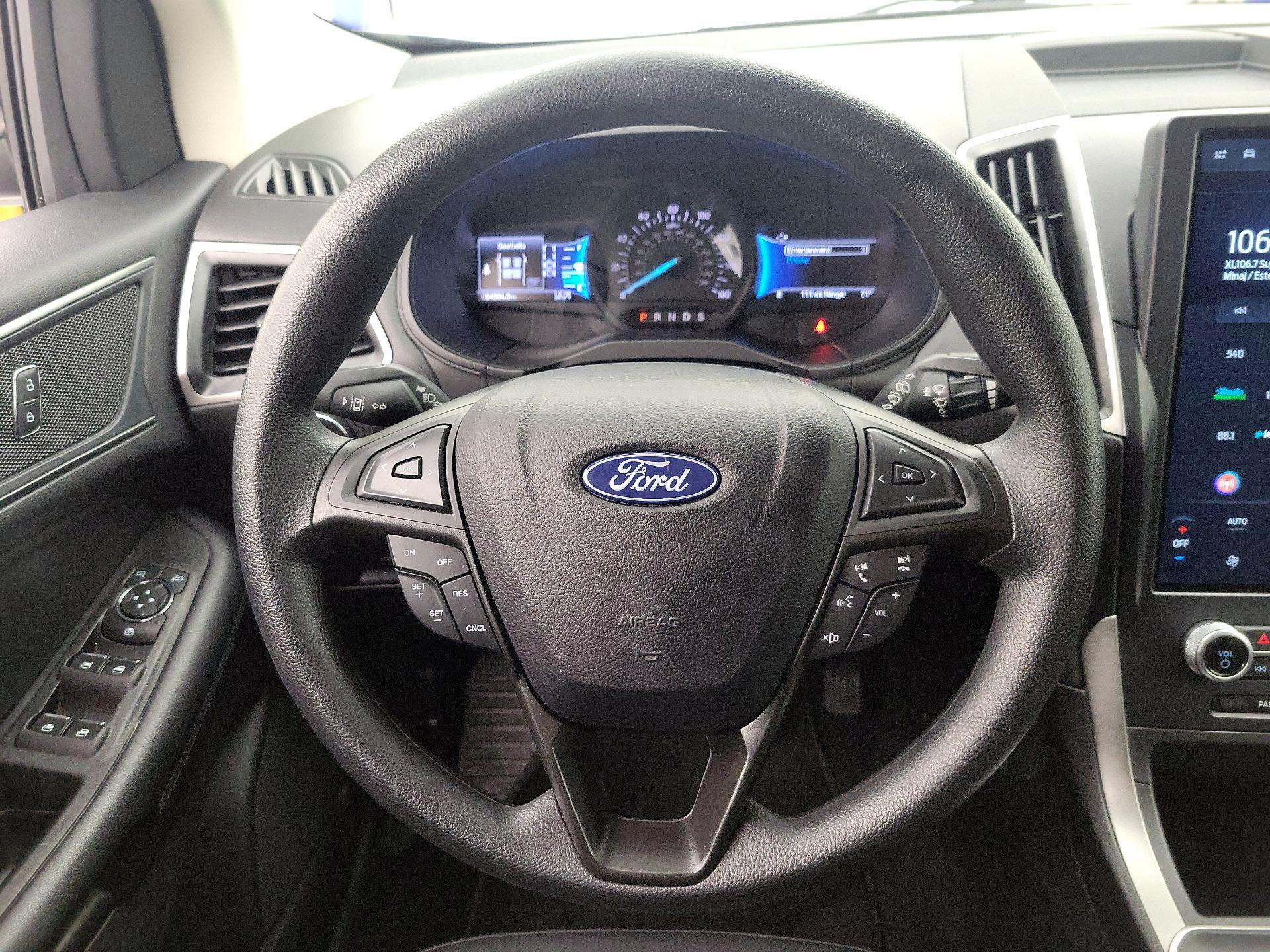 Thumbnail: 2022 Ford Edge - 10