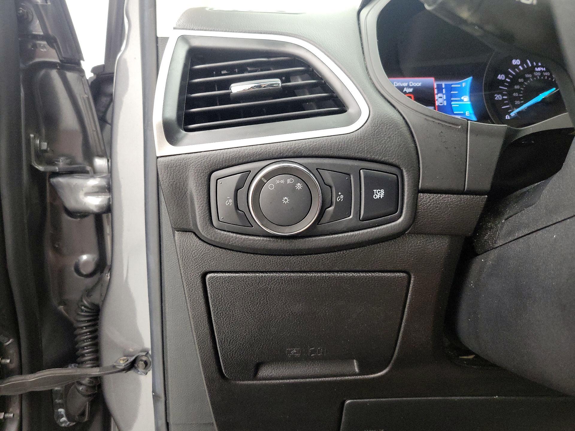 Thumbnail: 2022 Ford Edge - 13