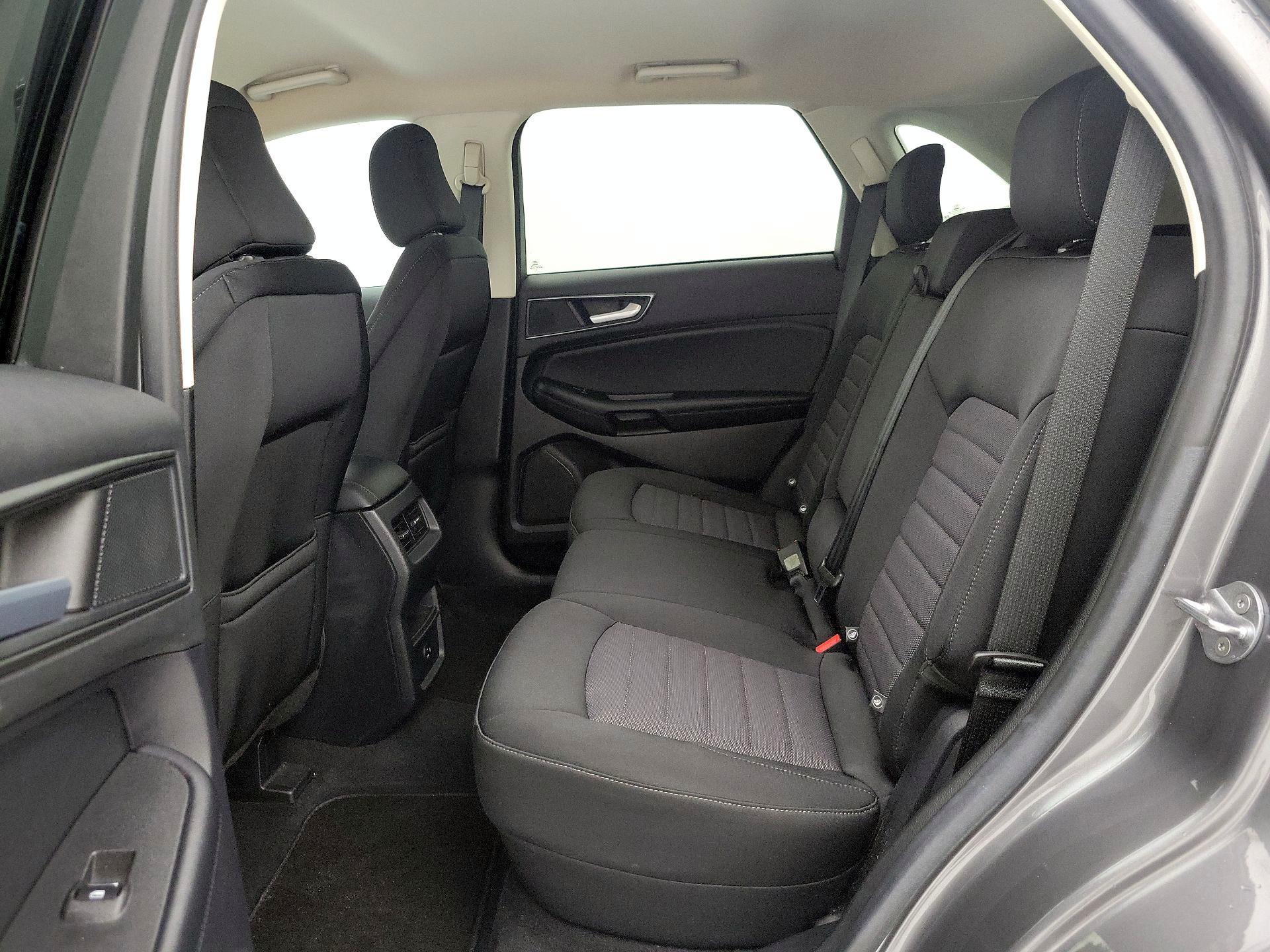 Thumbnail: 2022 Ford Edge - 19