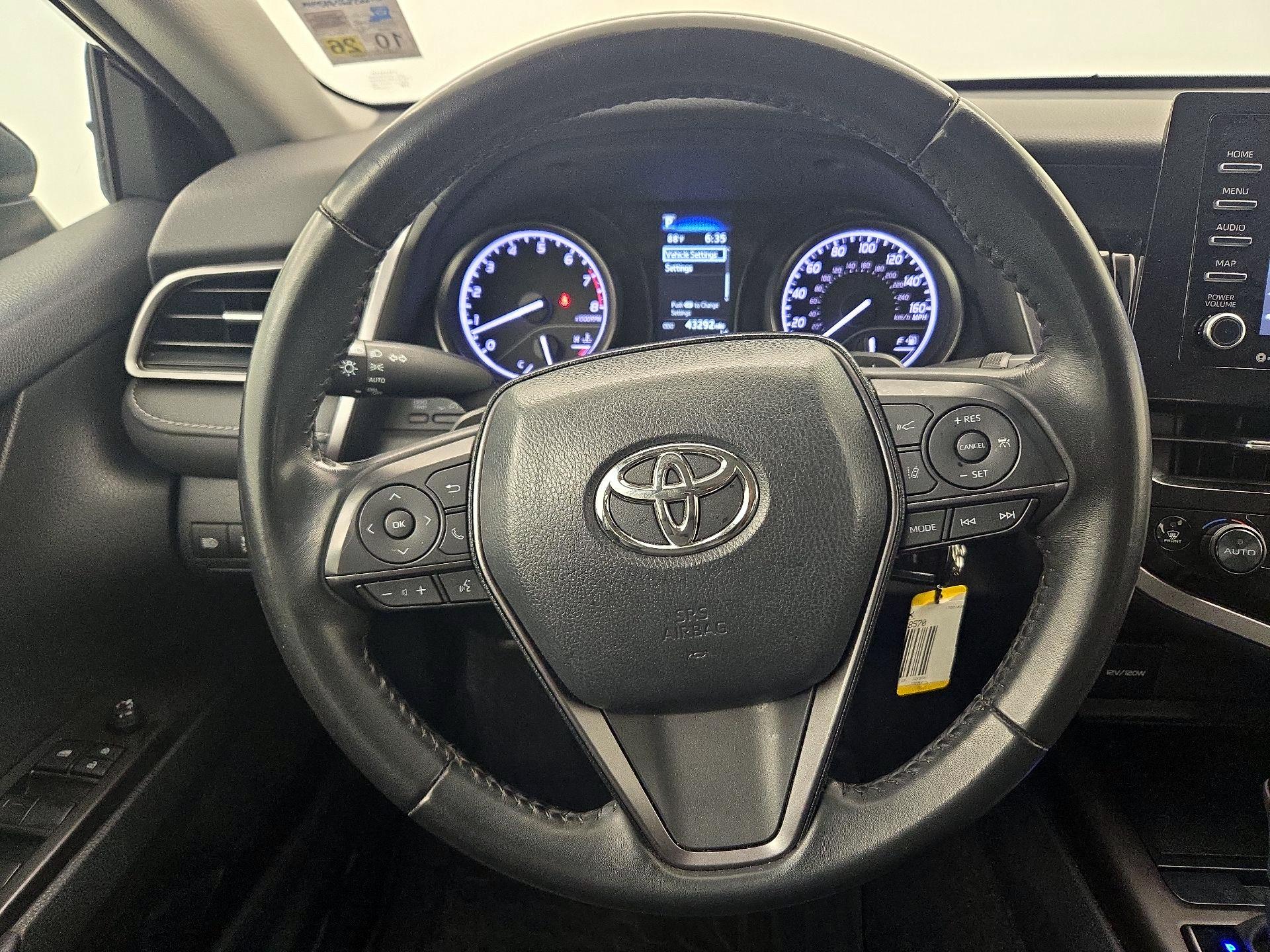 Thumbnail: 2023 Toyota Camry - 10