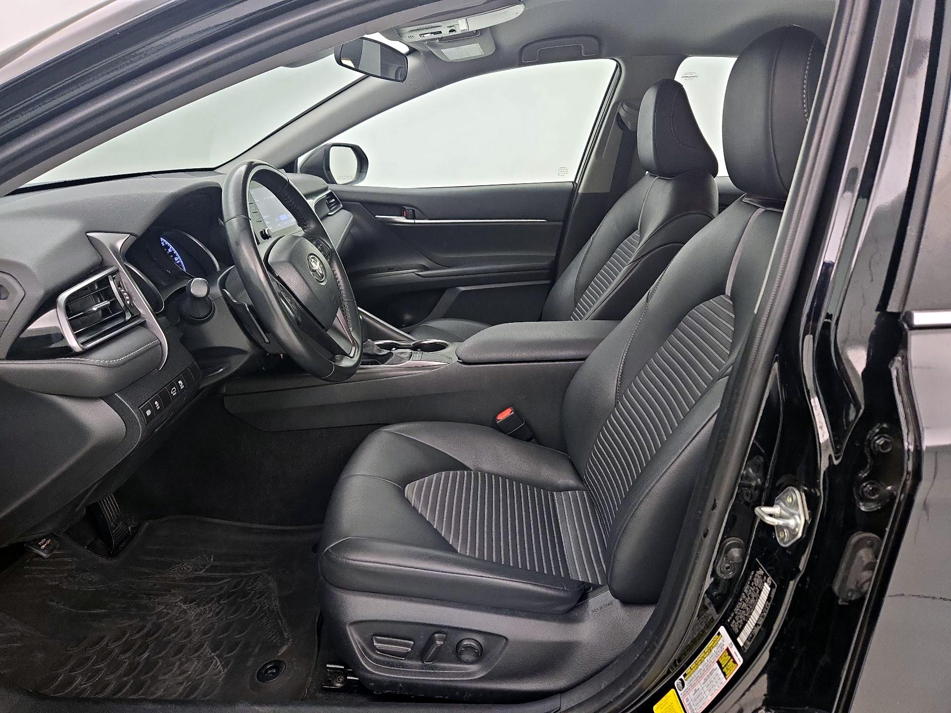 Thumbnail: 2023 Toyota Camry - 11