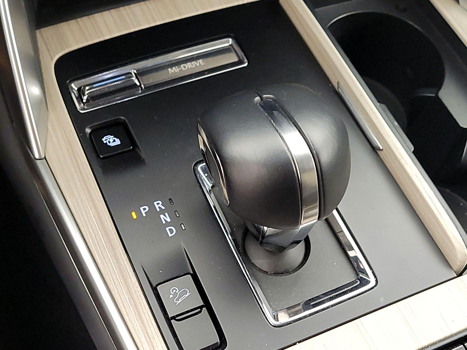 Thumbnail: 2024 Mazda CX-90 - 17